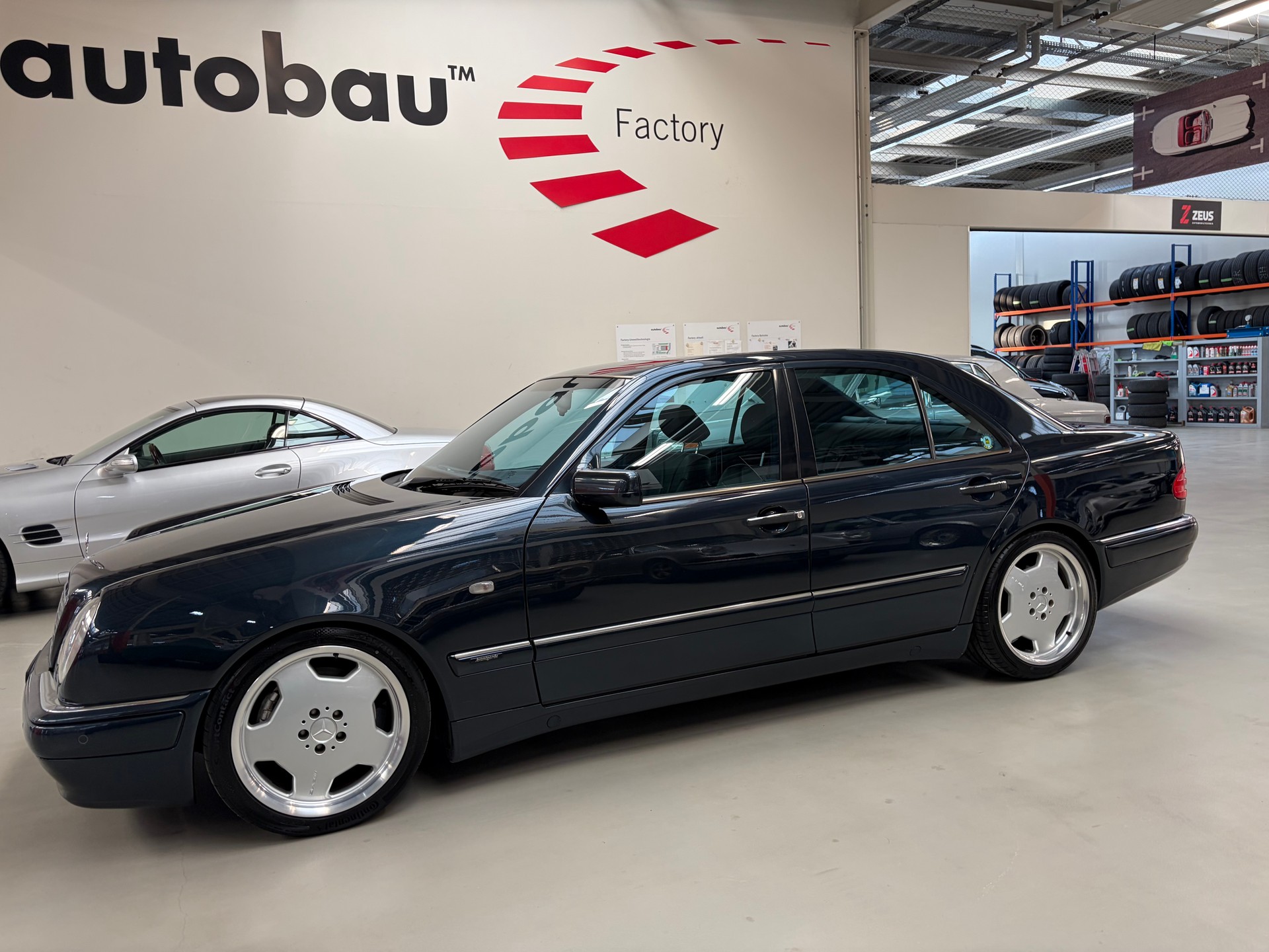 MERCEDES-BENZ E 50 AMG-image-1