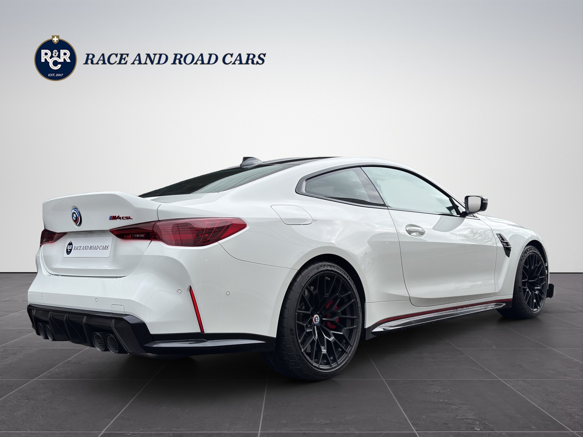 BMW M4 CSL Coupé-image-4