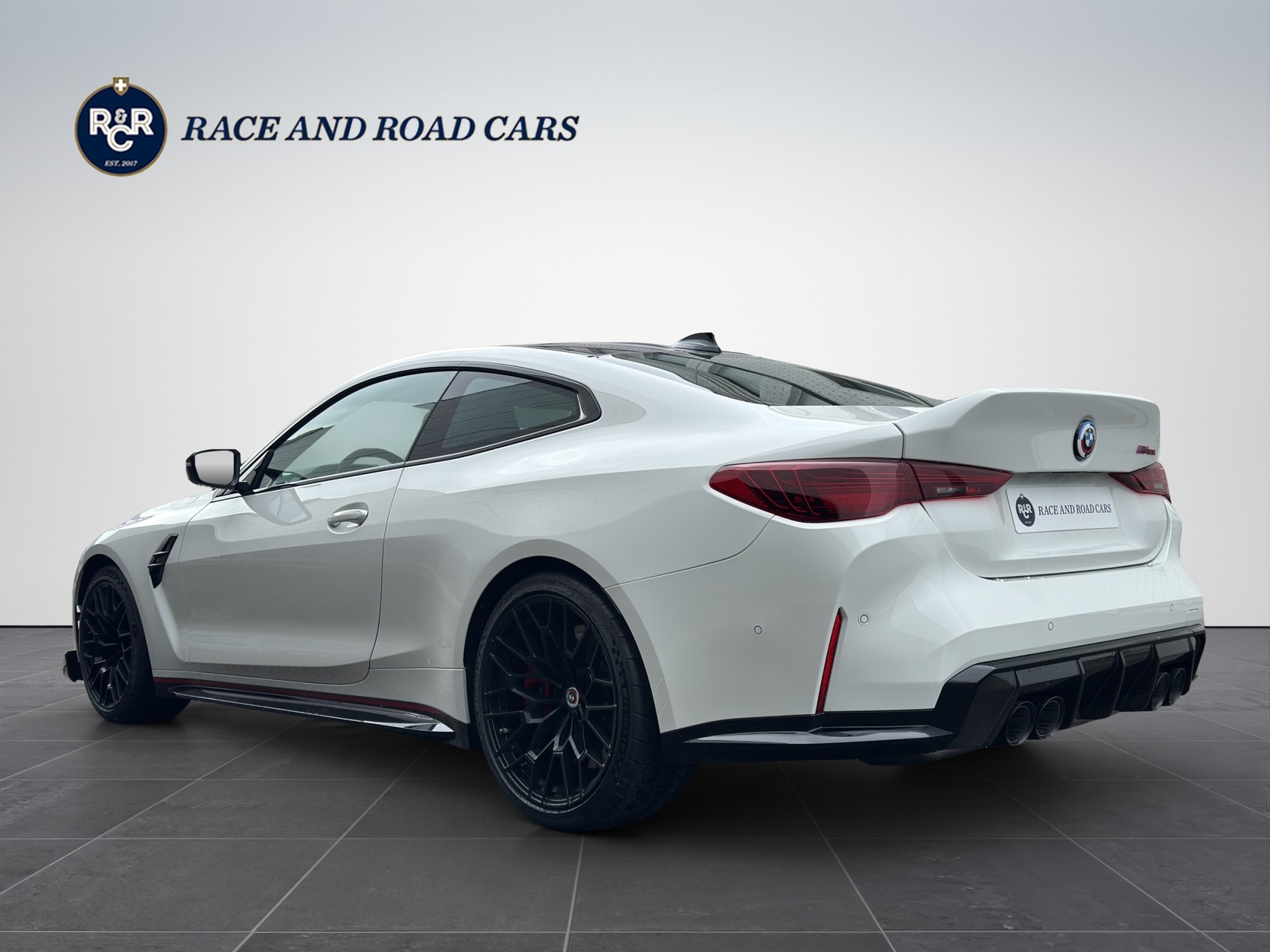 BMW M4 CSL Coupé-image-6