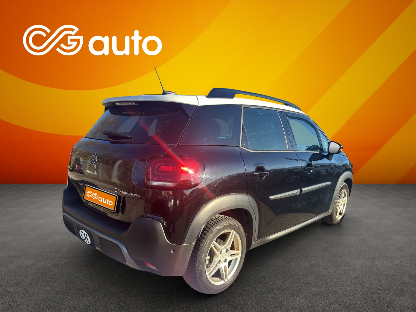 CITROEN C3 Aircross 1.5 BlueHDi Shine Pack EAT6-image-4