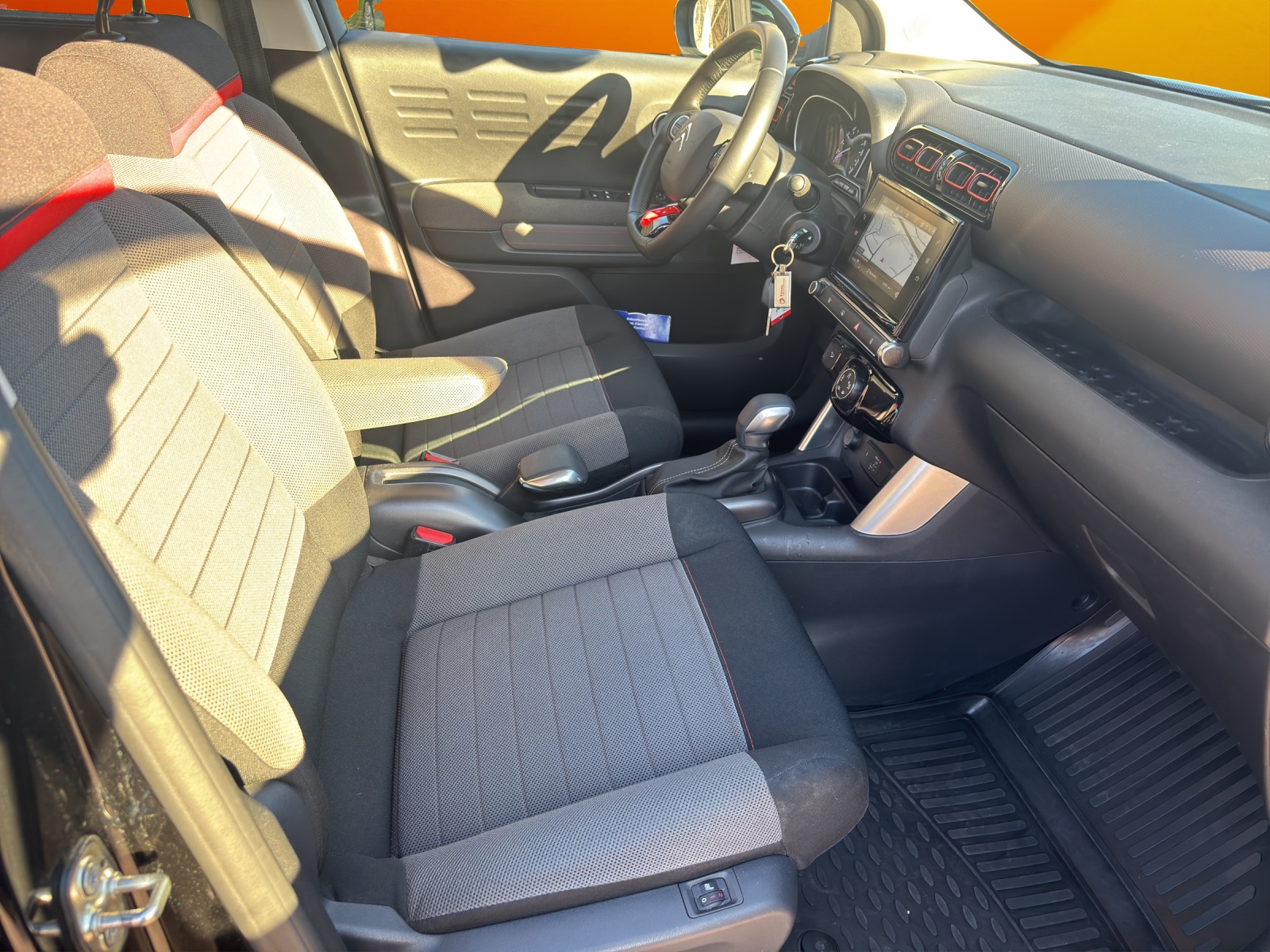 CITROEN C3 Aircross 1.5 BlueHDi Shine Pack EAT6-image-5