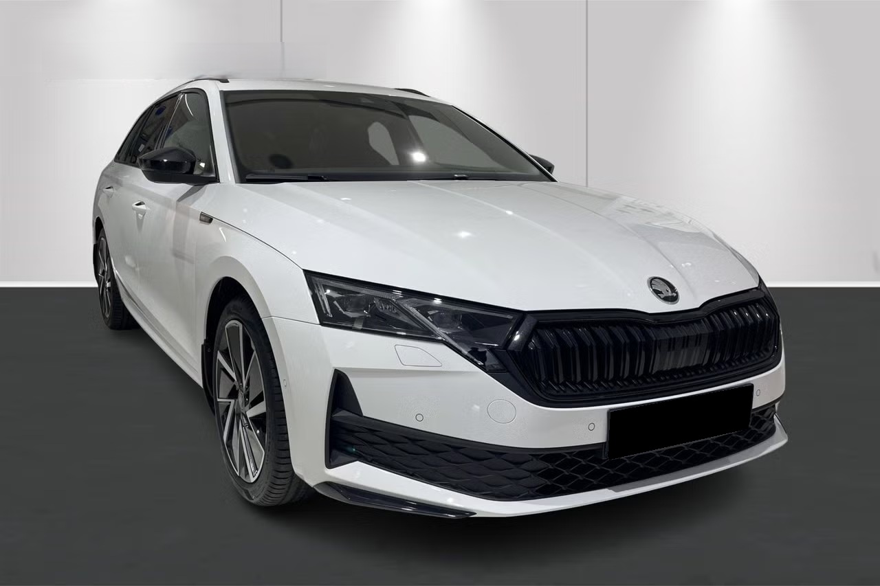 SKODA Octavia Combi 2.0 TSI DSG Sport Line 4x4-image-0