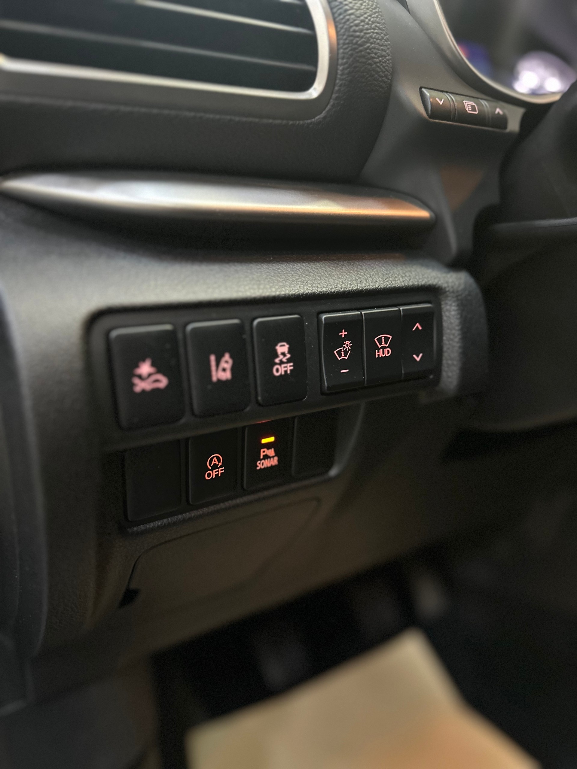 MITSUBISHI Eclipse Cross 1.5 T-Mivec Value 2WD-image-14