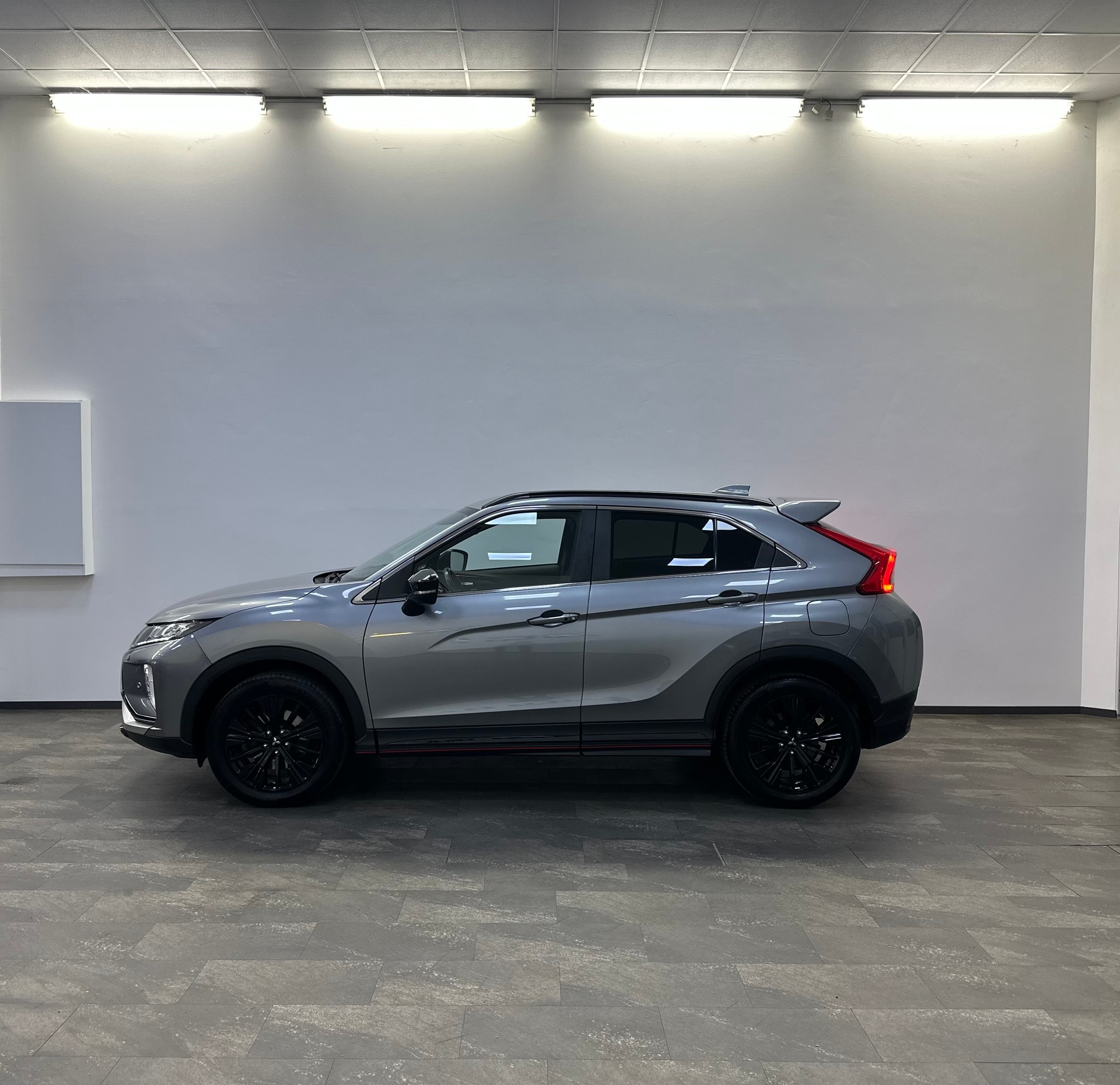 MITSUBISHI Eclipse Cross 1.5 T-Mivec Value 2WD-image-3