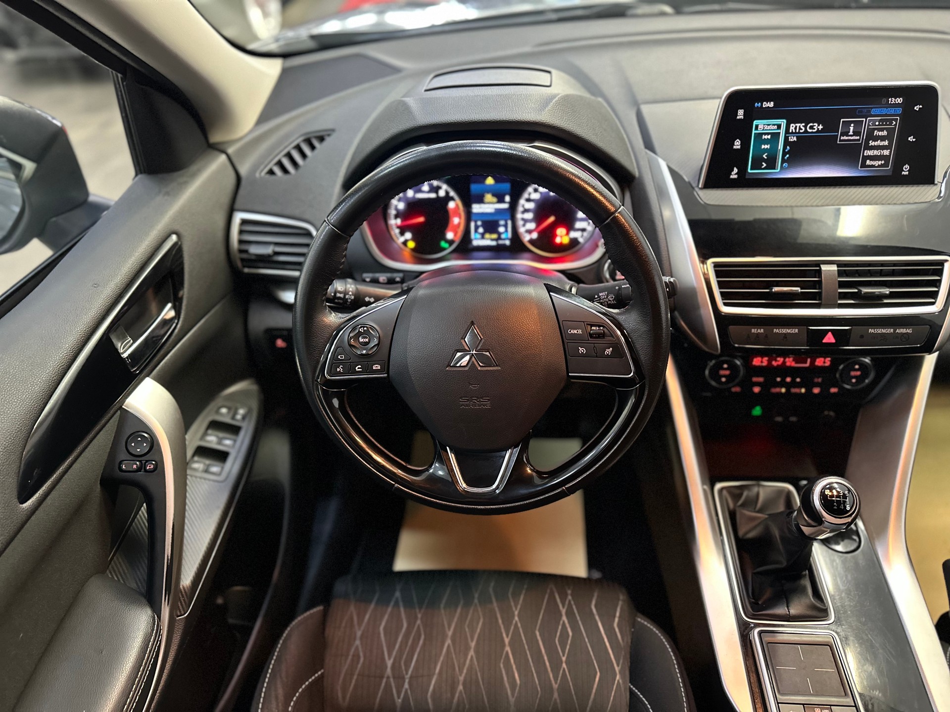 MITSUBISHI Eclipse Cross 1.5 T-Mivec Value 2WD-image-16