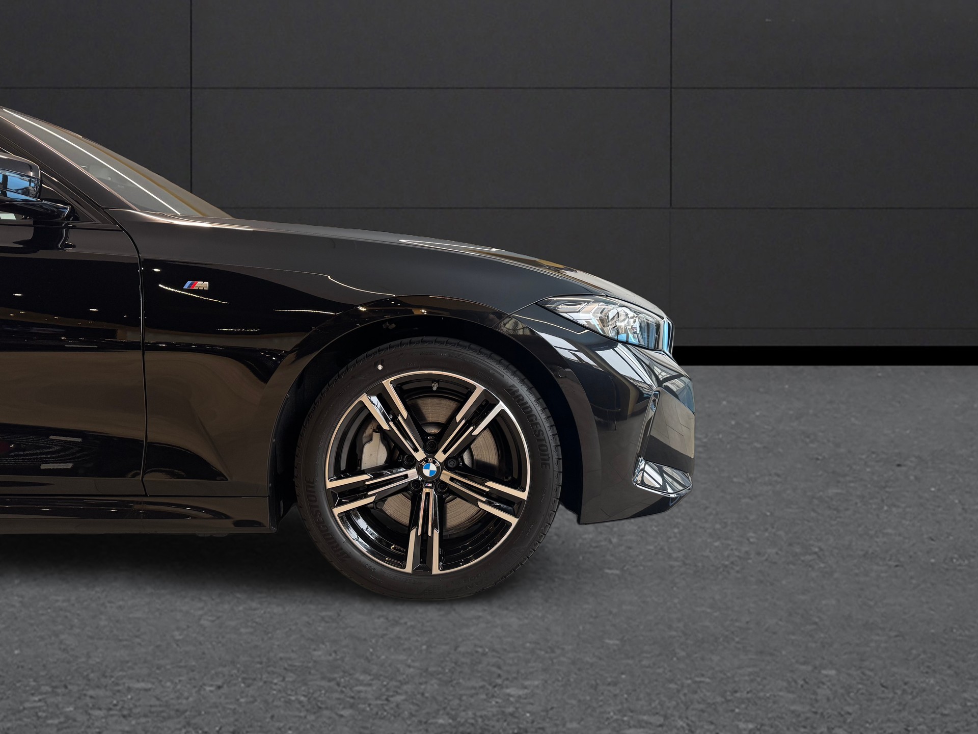 BMW 330i Touring xDrive Steptronic M Sport-image-11