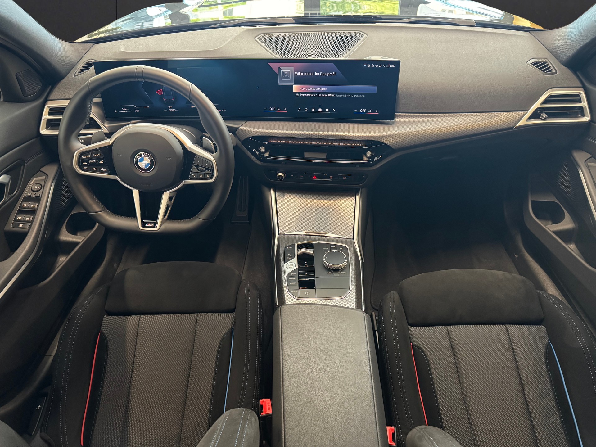 BMW 330i Touring xDrive Steptronic M Sport-image-21
