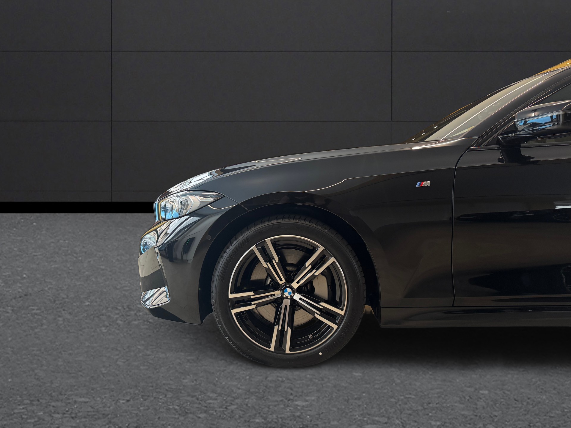 BMW 330i Touring xDrive Steptronic M Sport-image-3