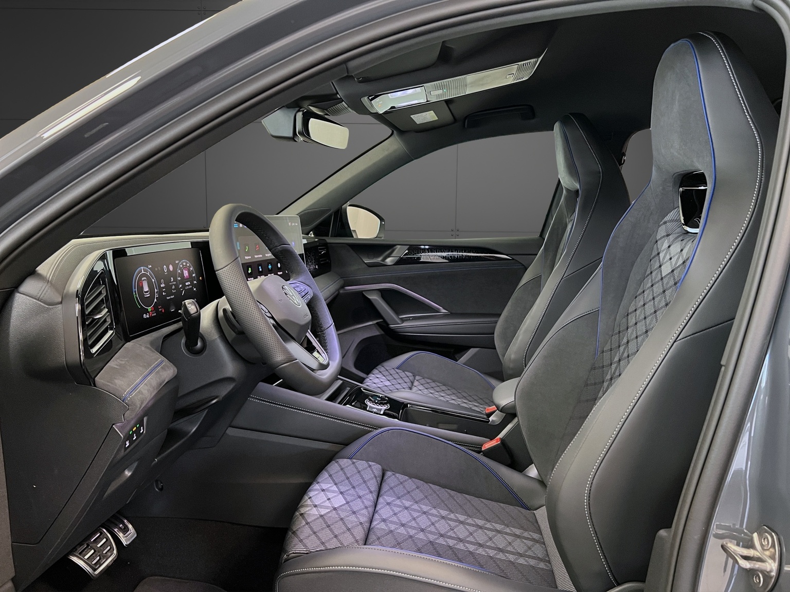 VW Tiguan 1.5 TSI evo2 eHybrid R-Line DSG-image-5