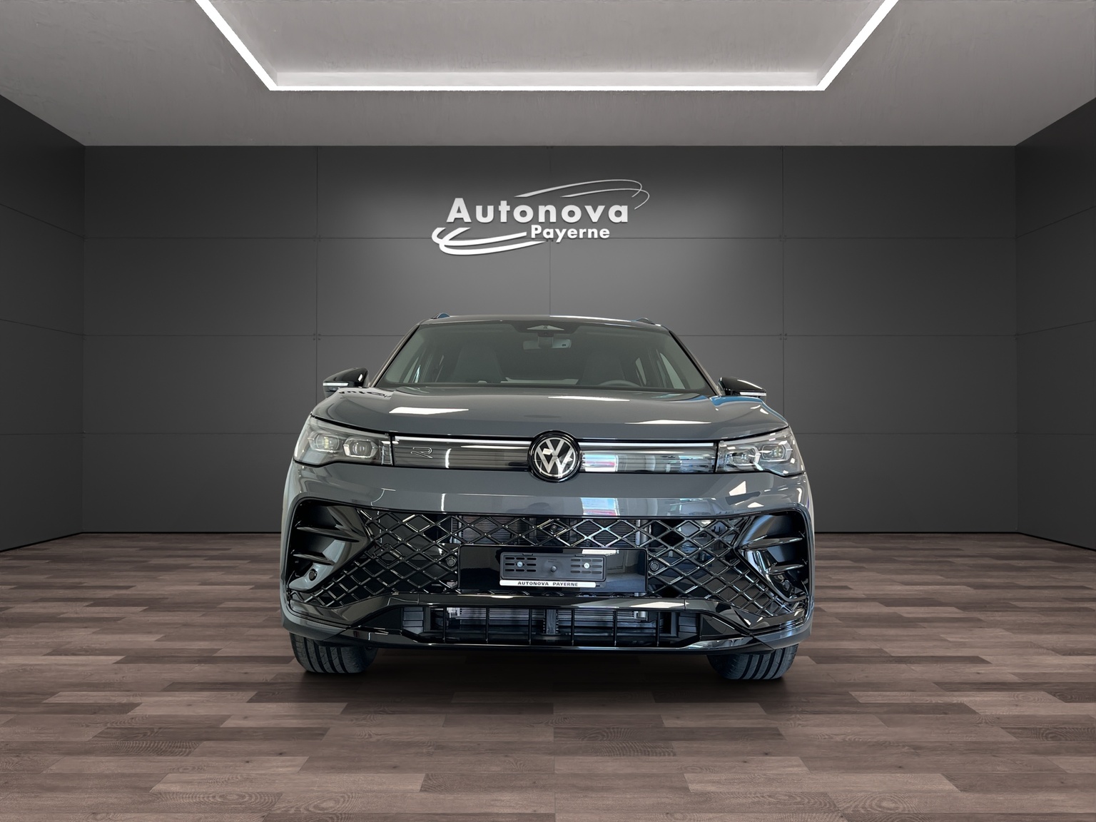 VW Tiguan 1.5 TSI evo2 eHybrid R-Line DSG-image-1