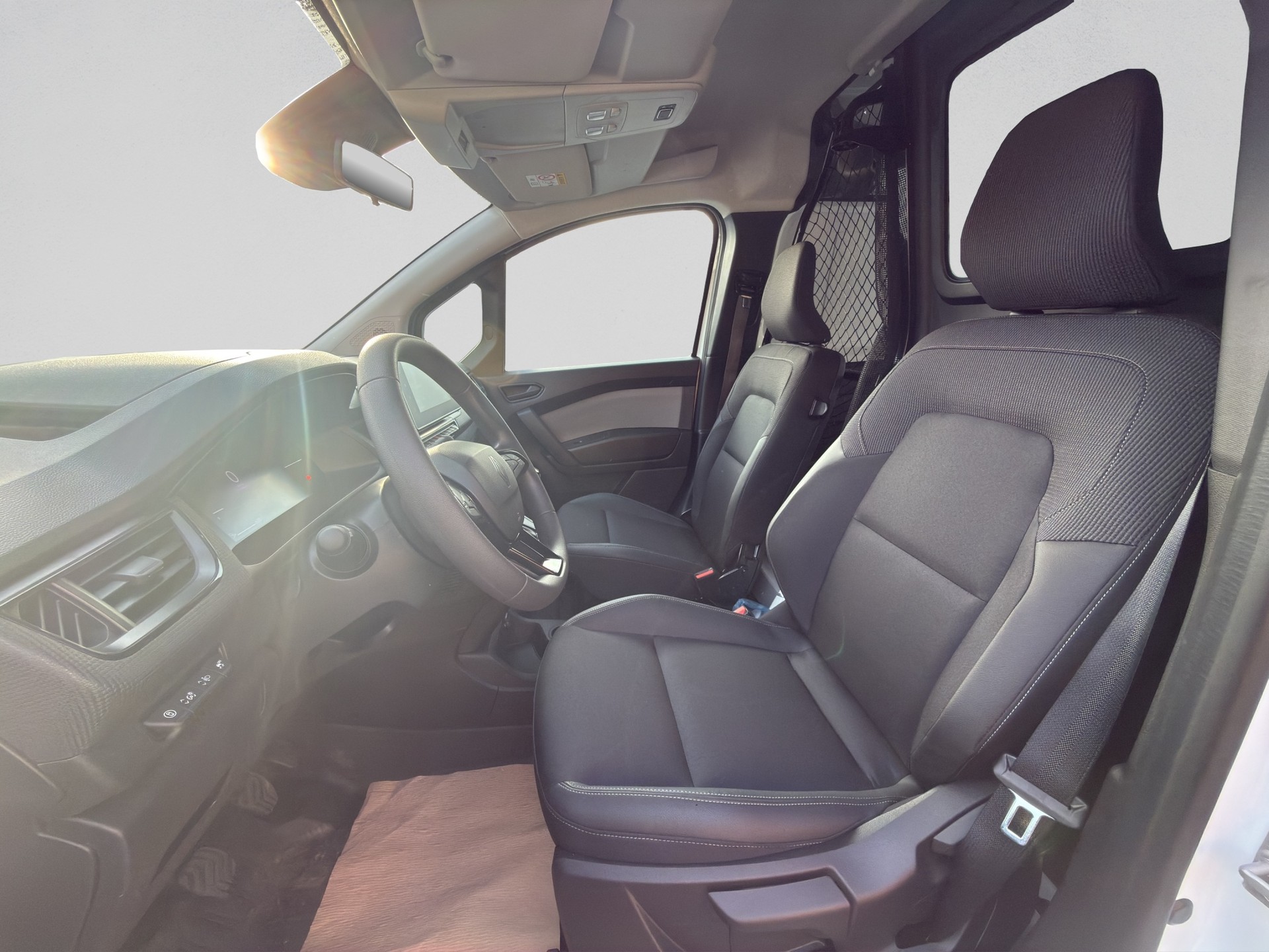 RENAULT Kangoo Van 1.3TCe Standard L2 130 PF Extra-image-8