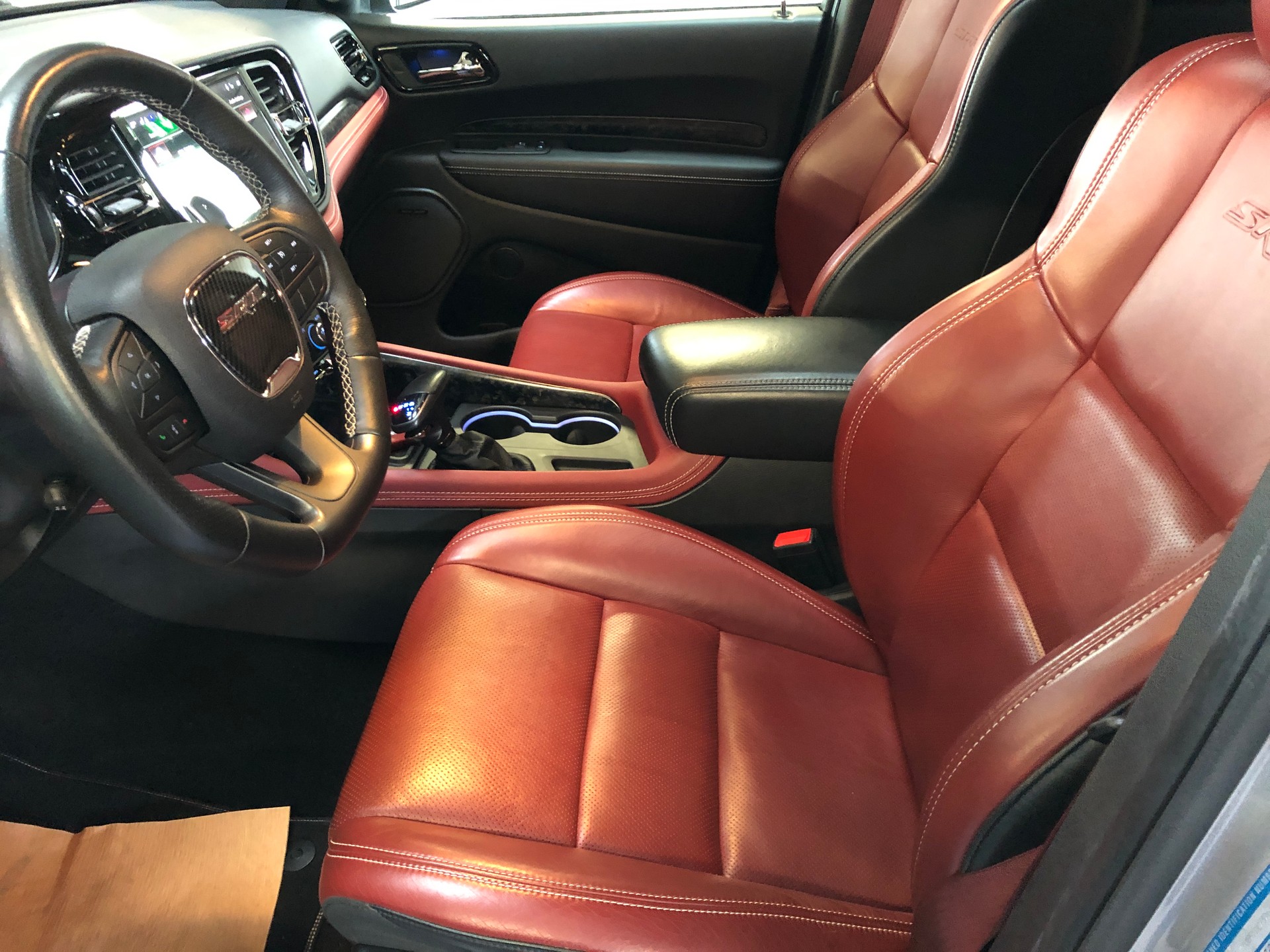 DODGE Durango SRT 6.2-V8 Hellcat AWD-image-21