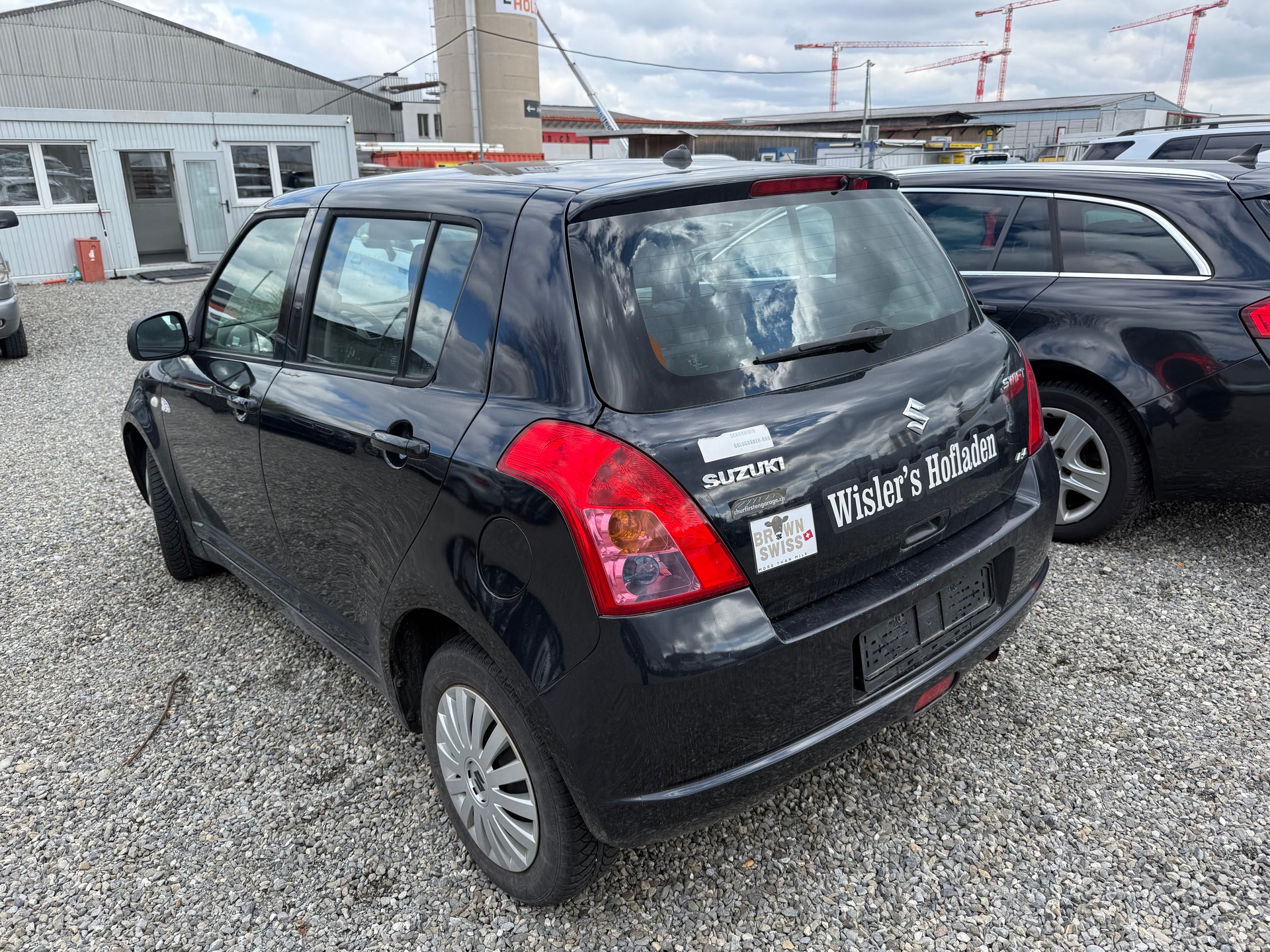 SUZUKI Swift 1.3i 16V GL Top 4x4-image-3
