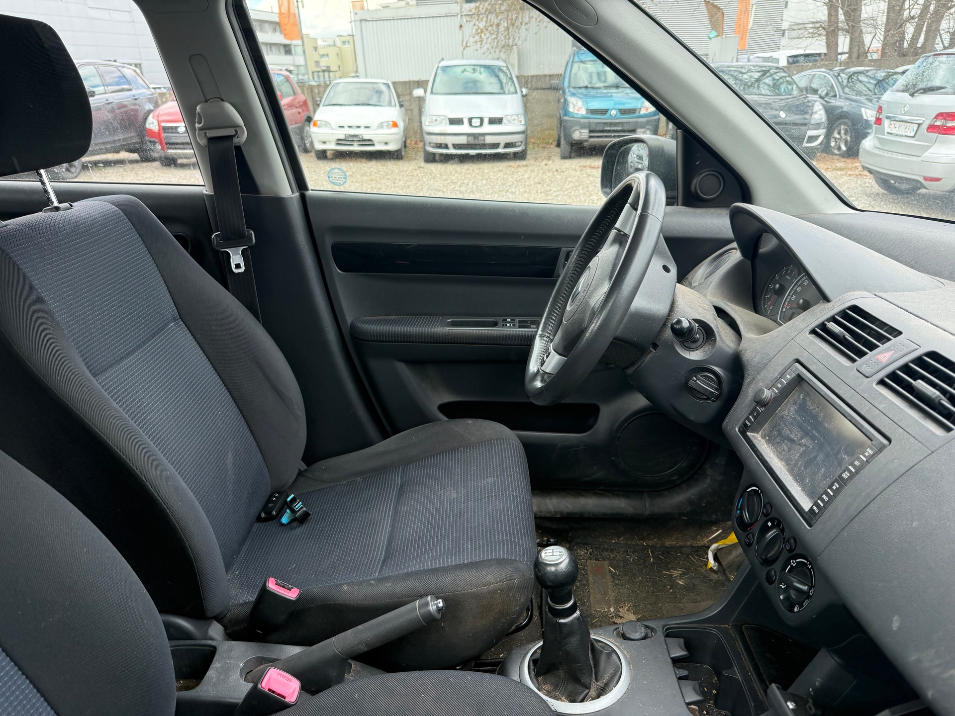 SUZUKI Swift 1.3i 16V GL Top 4x4-image-4