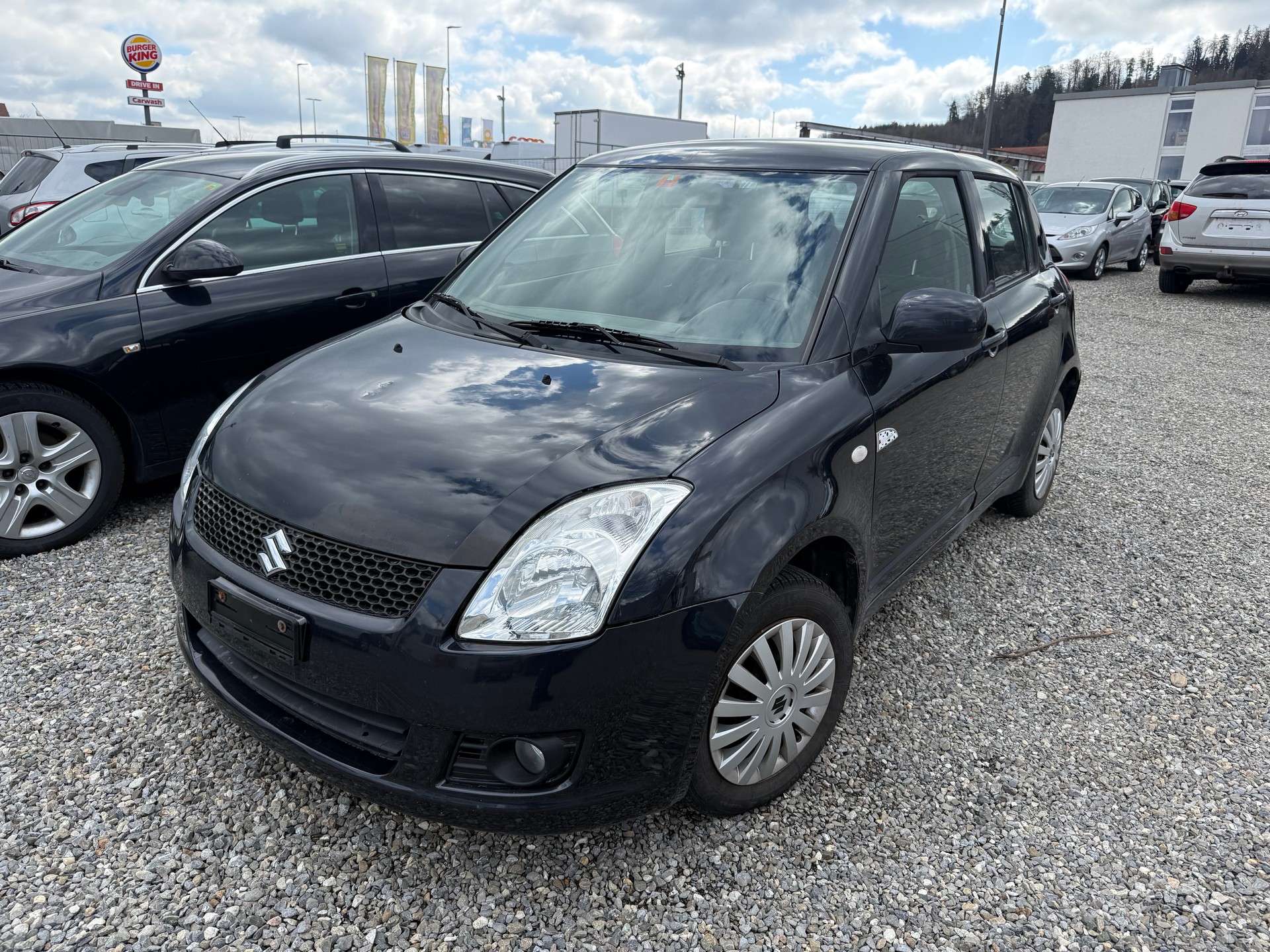 SUZUKI Swift 1.3i 16V GL Top 4x4-image-1
