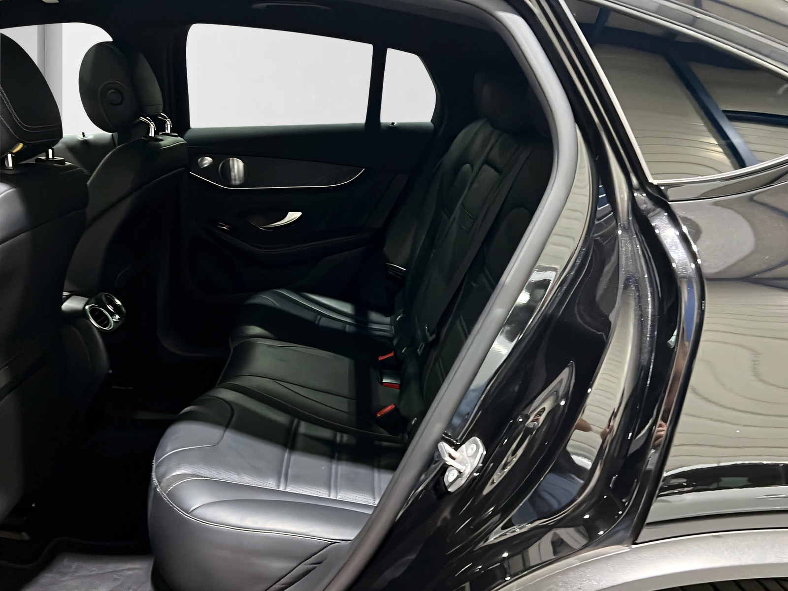 MERCEDES-BENZ GLC Coupé 63 S AMG 4Matic 9G-Tronic**Head up,Panodach,360 Kam,Frisch ab MFK**-image-7