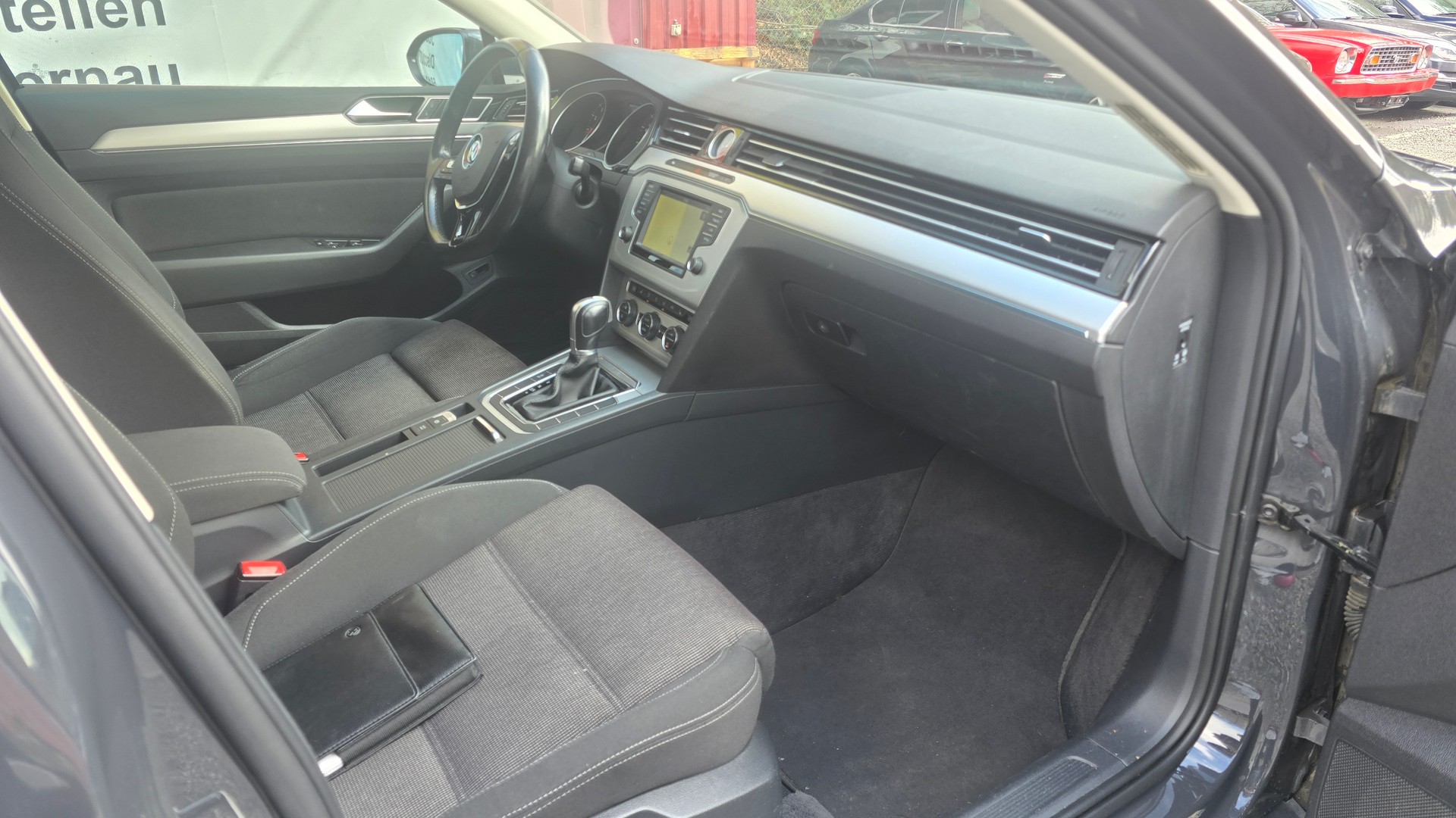 VW Passat Variant 1.4 TSI ACT BMT Comfortline DSG-image-12