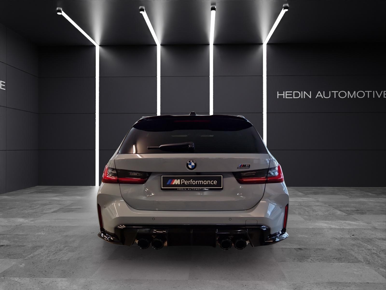 BMW M3 Competition xDrive Touring-image-3