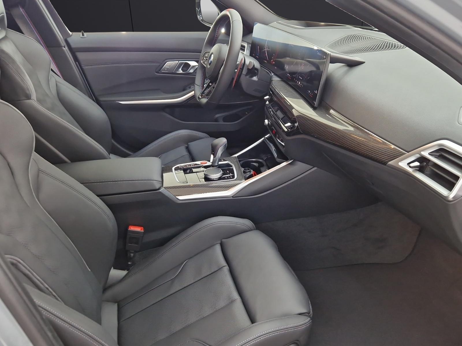 BMW M3 Competition xDrive Touring-image-14
