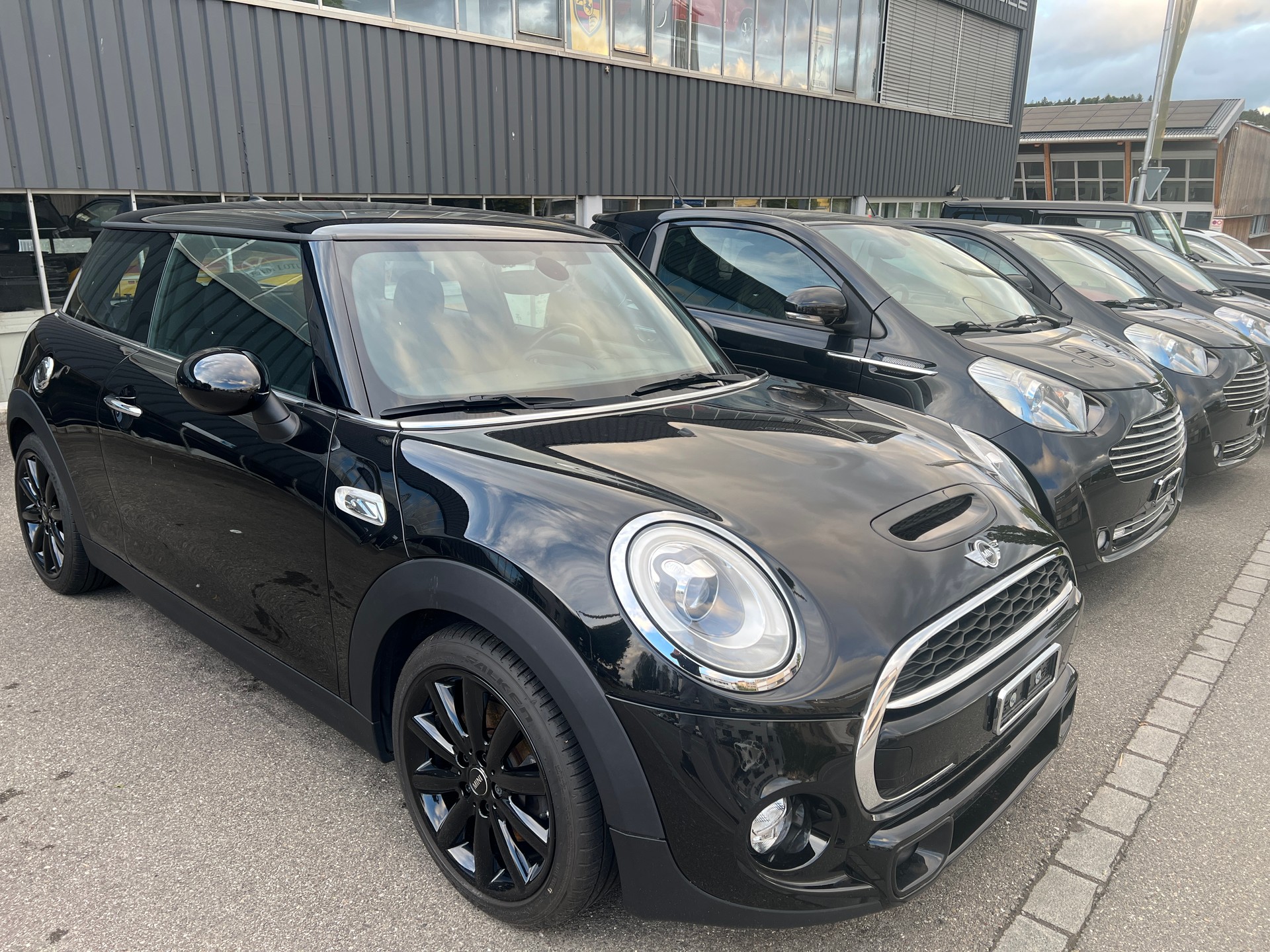 MINI MINI Cooper S-image-2
