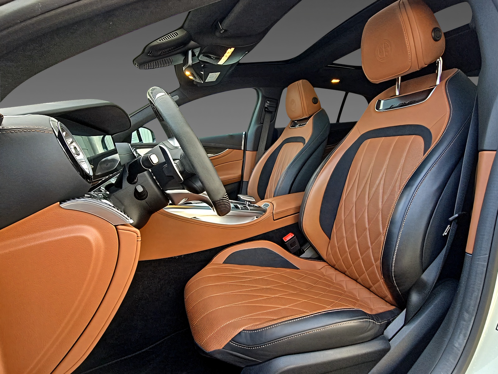 MERCEDES-BENZ AMG GT 4 63 S 4Matic+-image-10