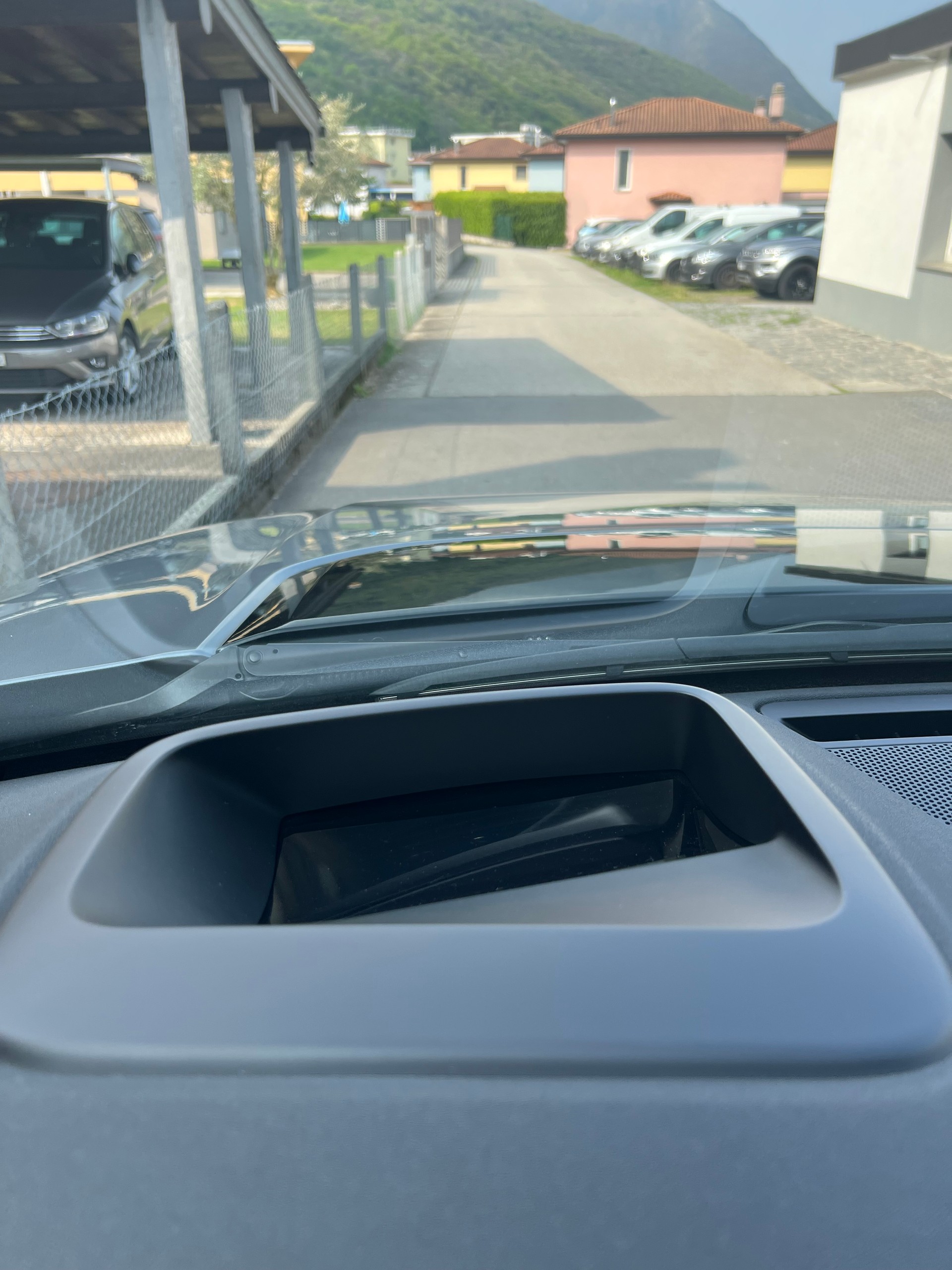 LAND ROVER Discovery Sport D180 2.0D TD4 MHEV HSE AWD AT9-image-14