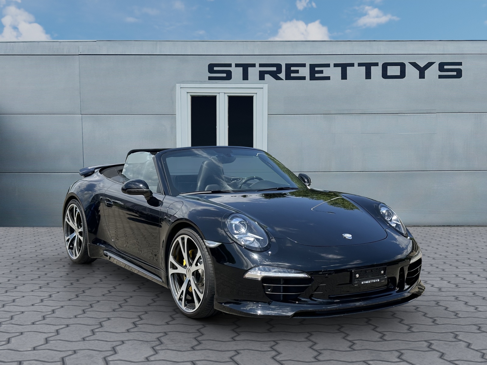 Car photo