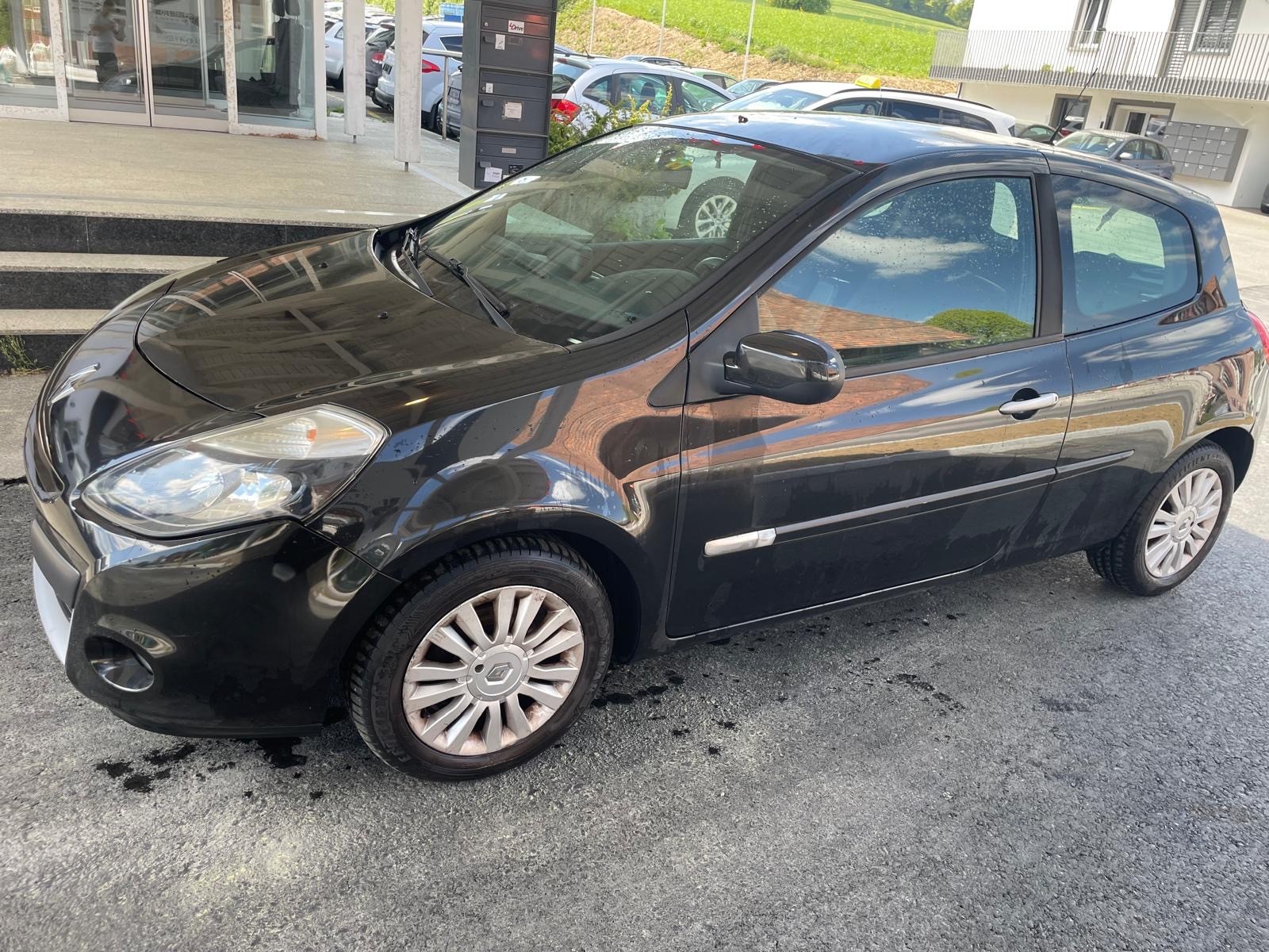 RENAULT Clio 1.6 16V Dynamique-image-1