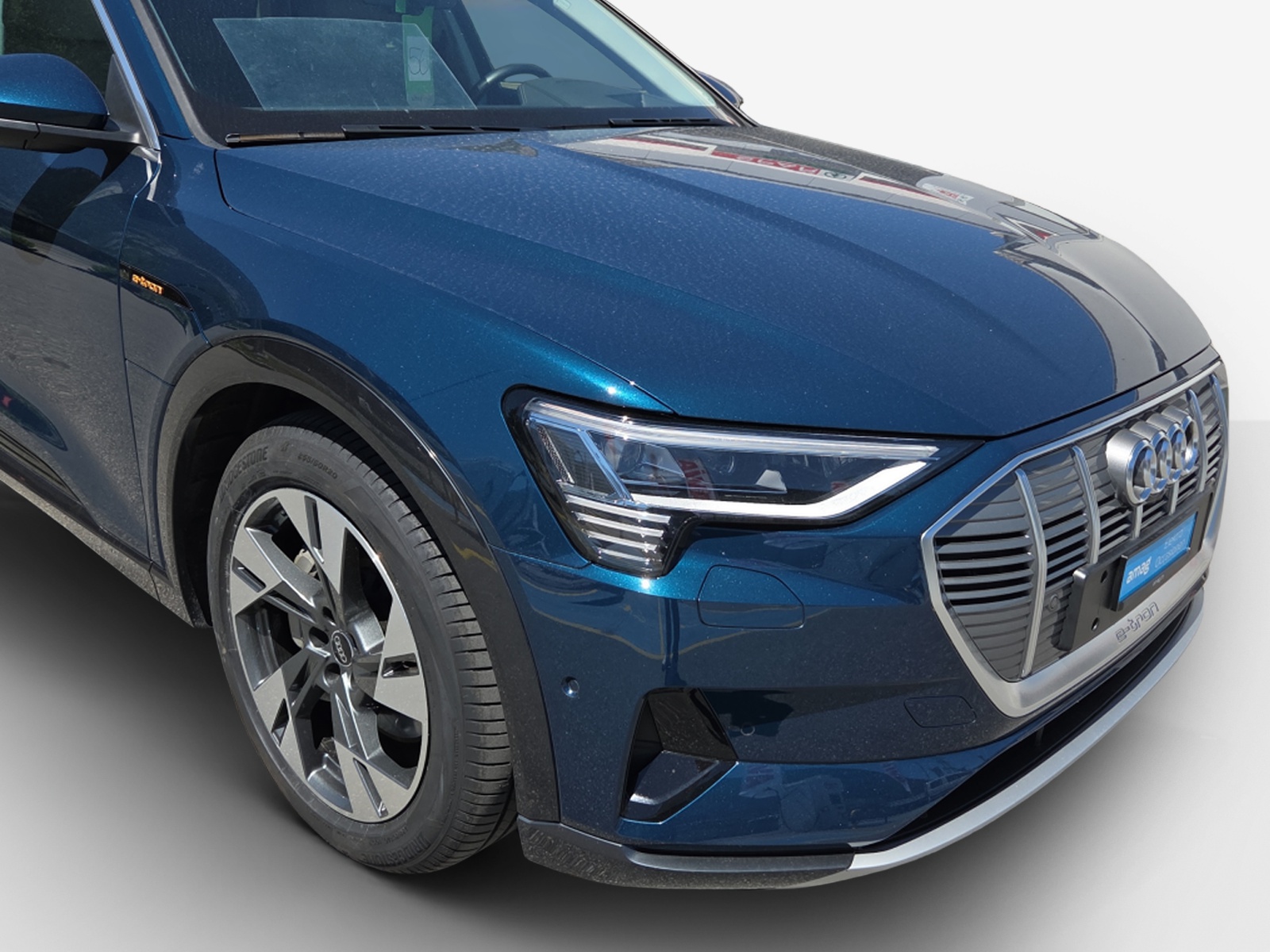 AUDI e-tron 55 Advanced quattro-image-16