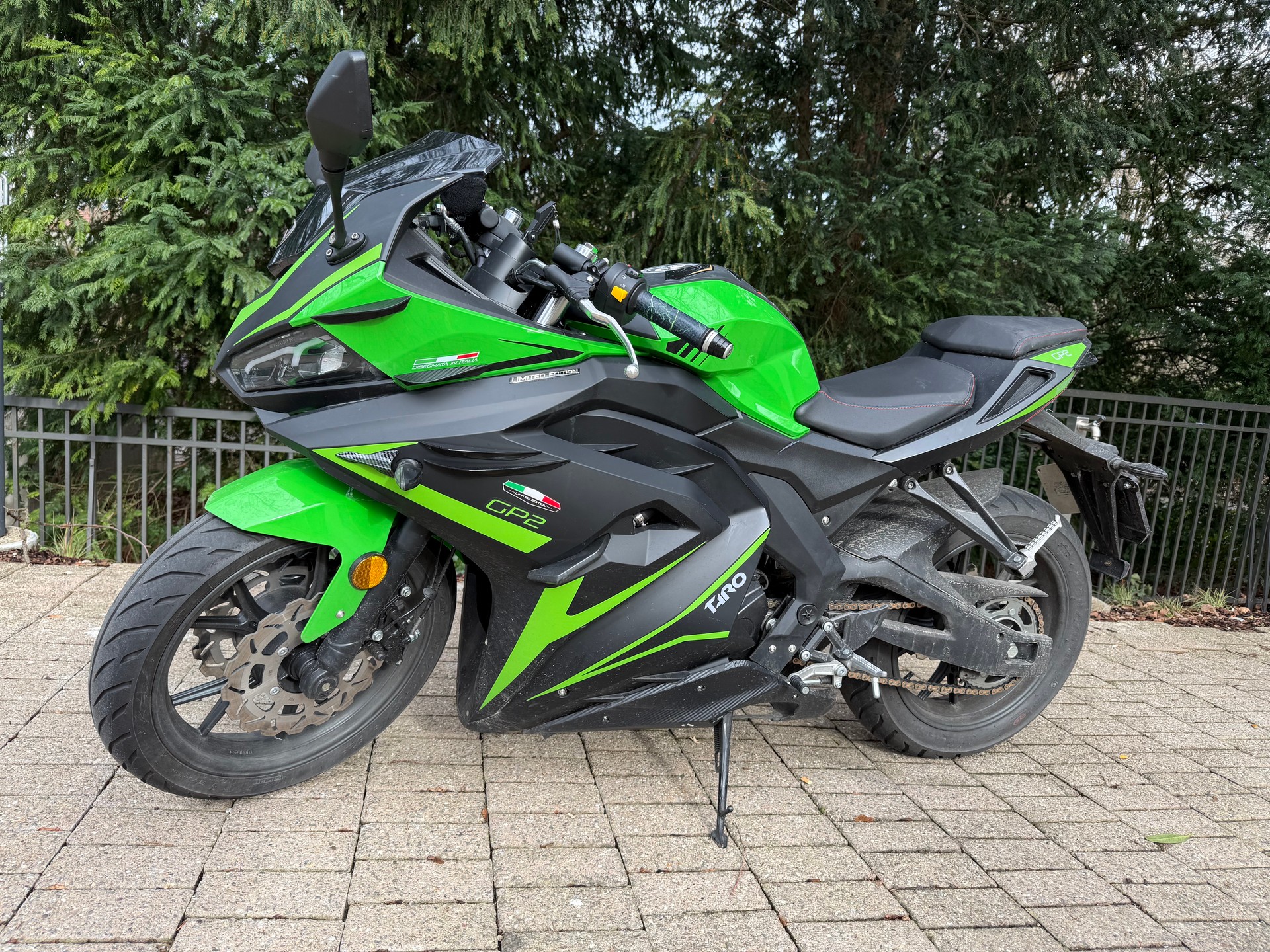 WOTTAN GP 125 CBS
