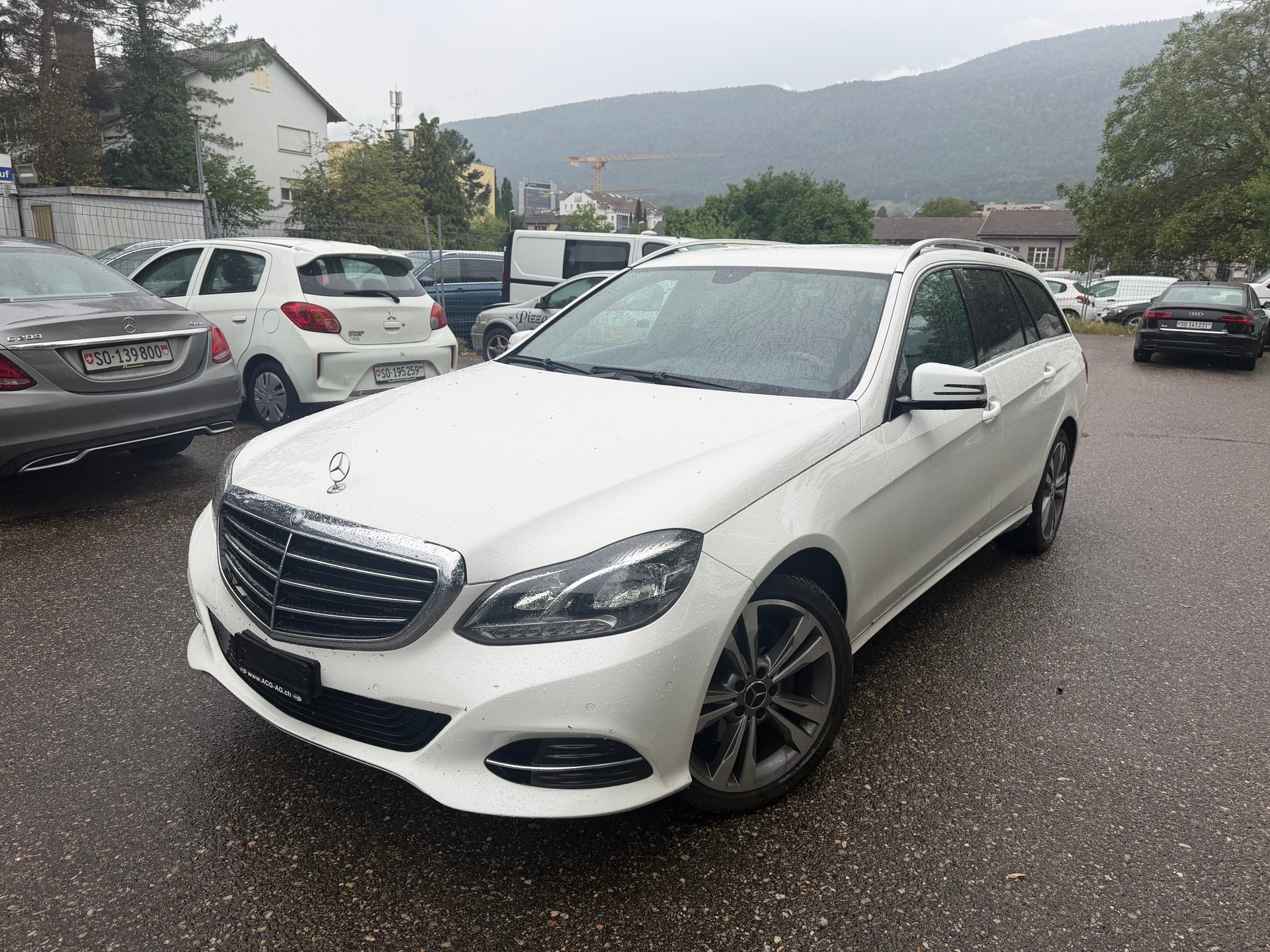 MERCEDES-BENZ E 250 CDI Avantgarde 4Matic 7G-Tronic * Leder * Navi * LED * Klima-Auto * PDC V&H * Tempomat * Ab MFK 06.2024-image-0