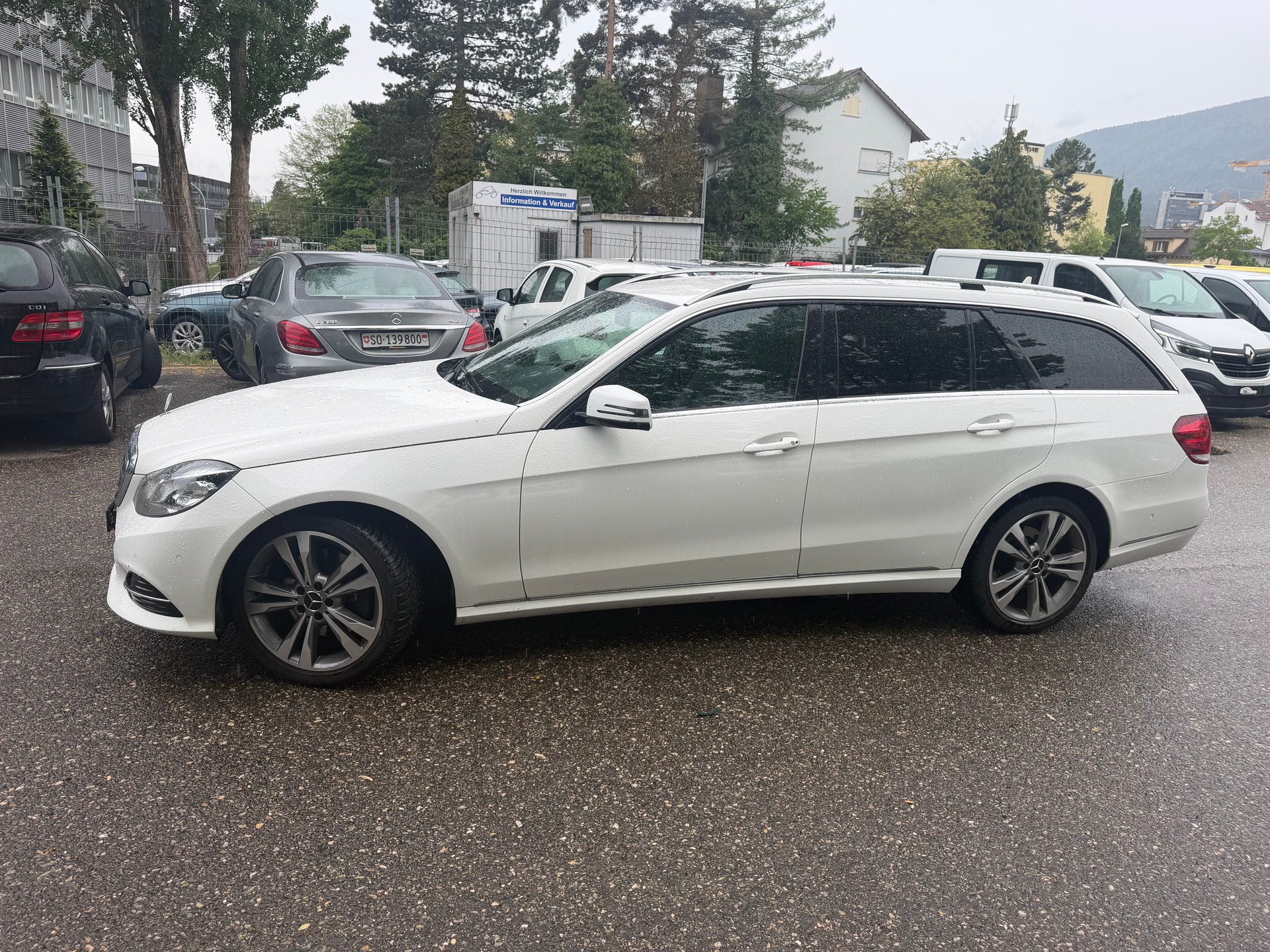 MERCEDES-BENZ E 250 CDI Avantgarde 4Matic 7G-Tronic * Leder * Navi * LED * Klima-Auto * PDC V&H * Tempomat * Ab MFK 06.2024-image-8
