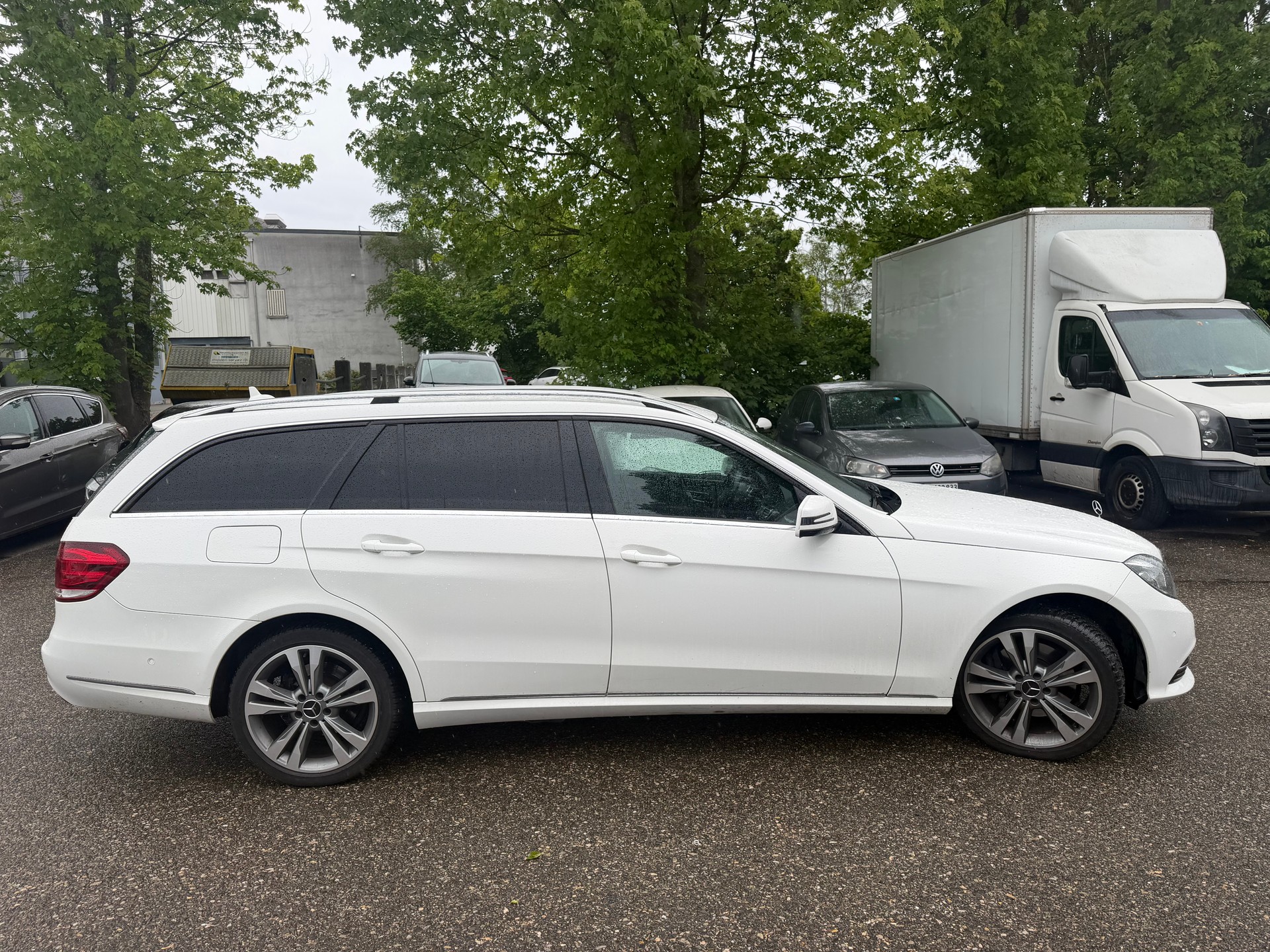 MERCEDES-BENZ E 250 CDI Avantgarde 4Matic 7G-Tronic * Leder * Navi * LED * Klima-Auto * PDC V&H * Tempomat * Ab MFK 06.2024-image-9