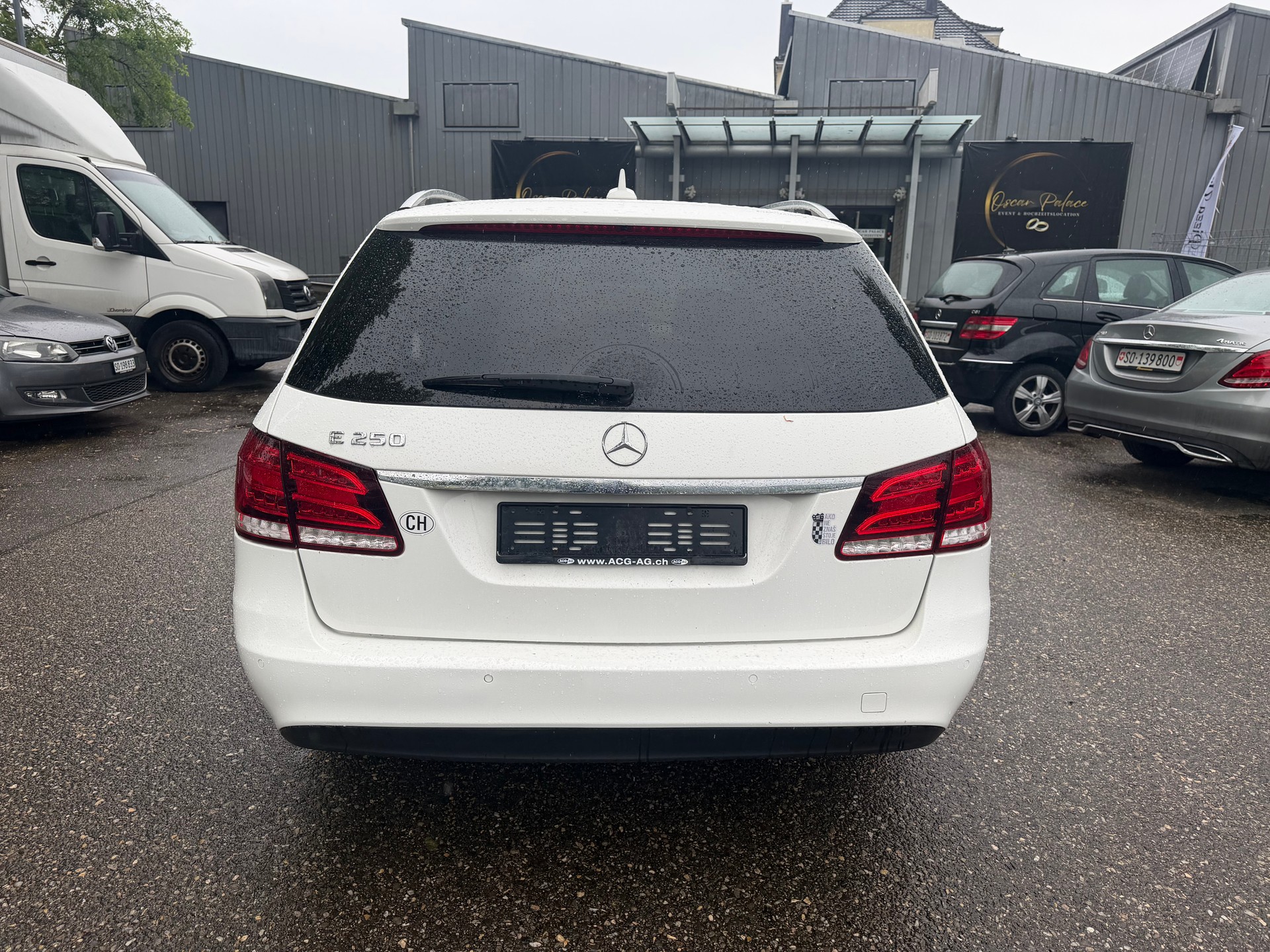 MERCEDES-BENZ E 250 CDI Avantgarde 4Matic 7G-Tronic * Leder * Navi * LED * Klima-Auto * PDC V&H * Tempomat * Ab MFK 06.2024-image-11