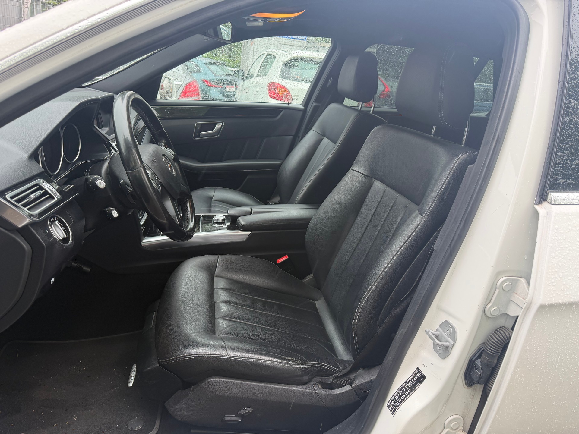 MERCEDES-BENZ E 250 CDI Avantgarde 4Matic 7G-Tronic * Leder * Navi * LED * Klima-Auto * PDC V&H * Tempomat * Ab MFK 06.2024-image-2