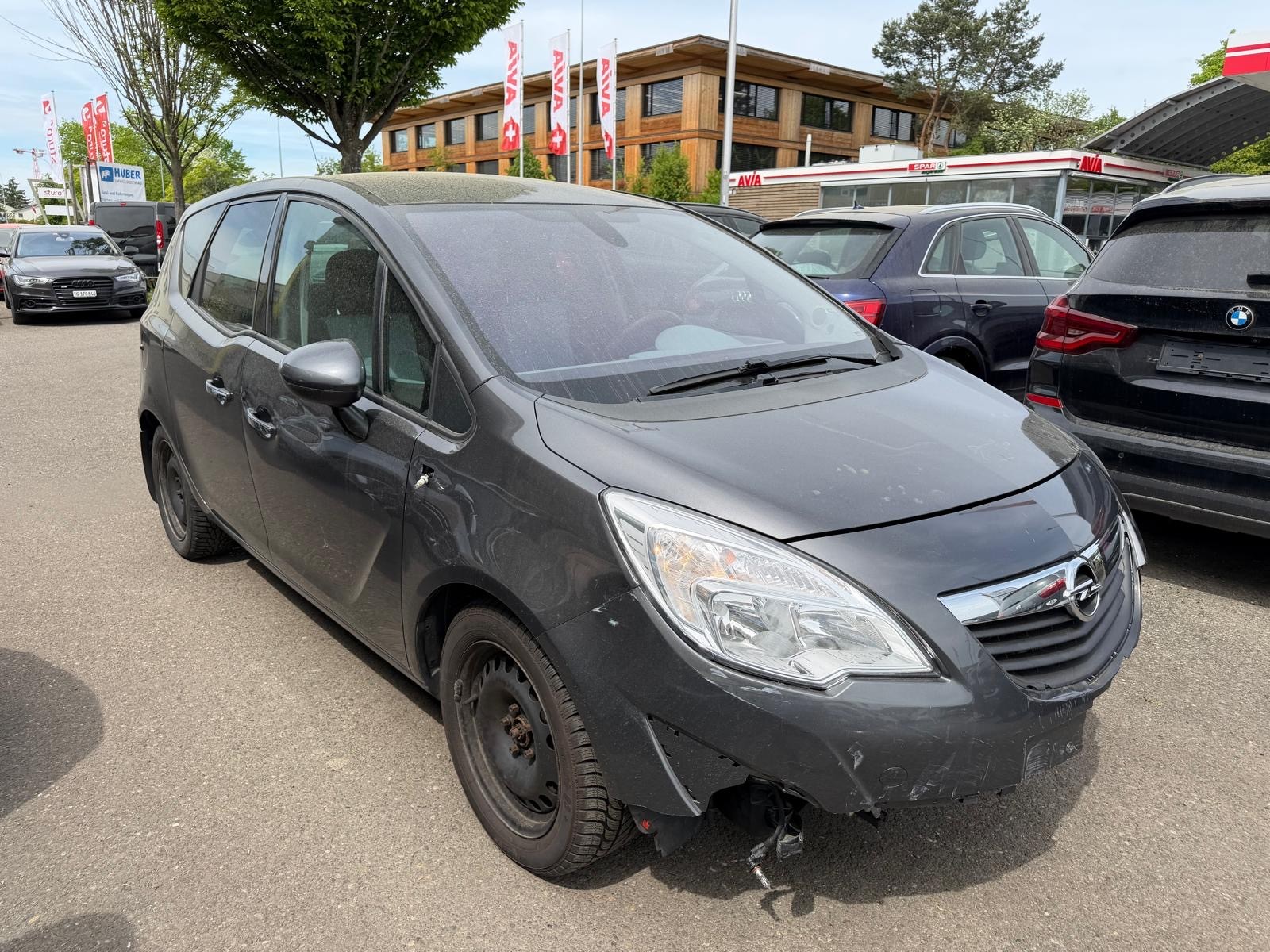 Car photo