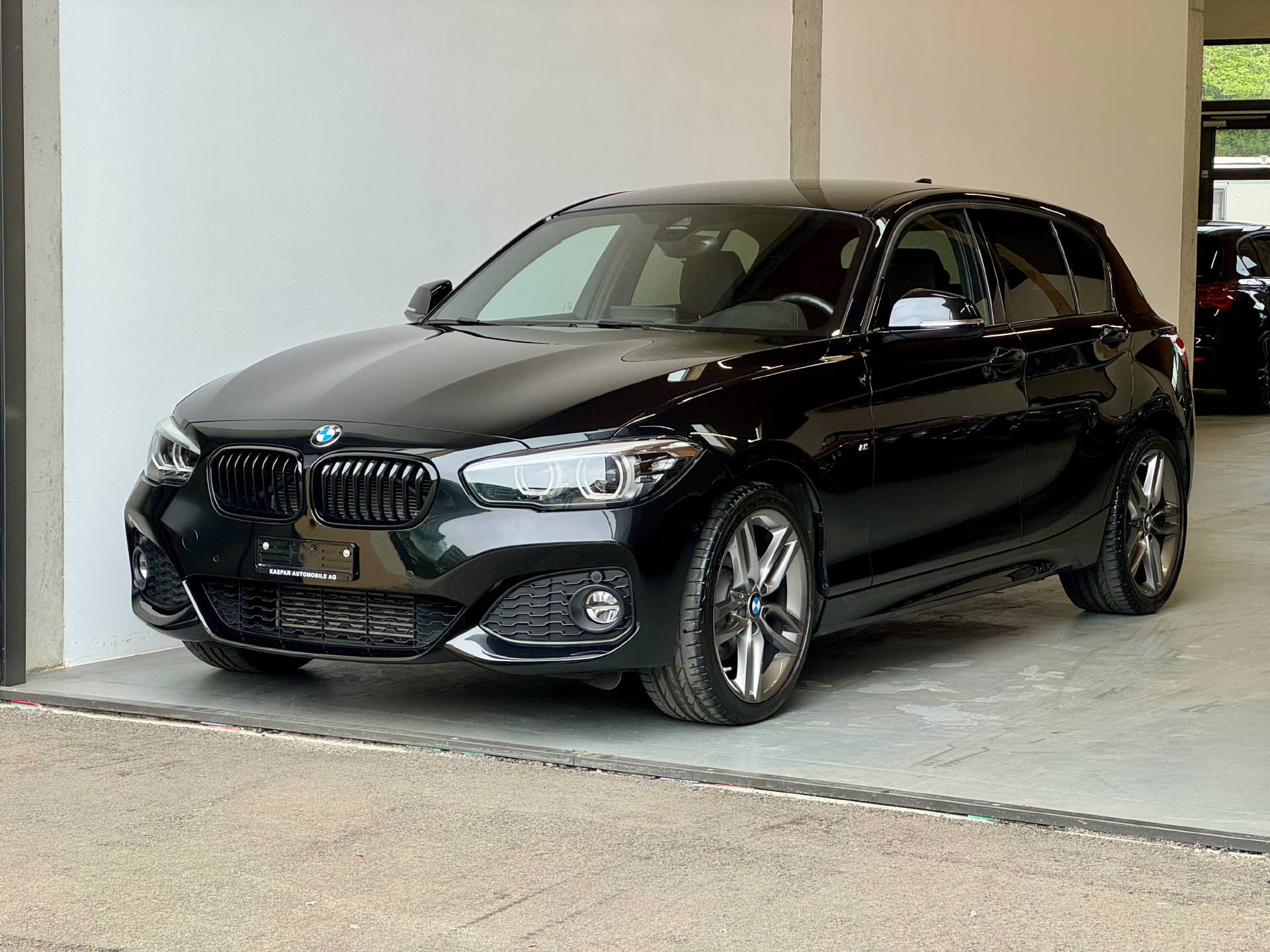 BMW 120d xDrive SAG