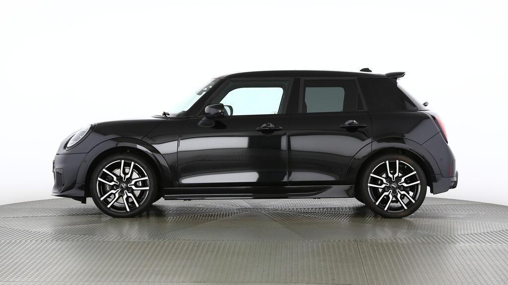 MINI Cooper 5 door C-image-1
