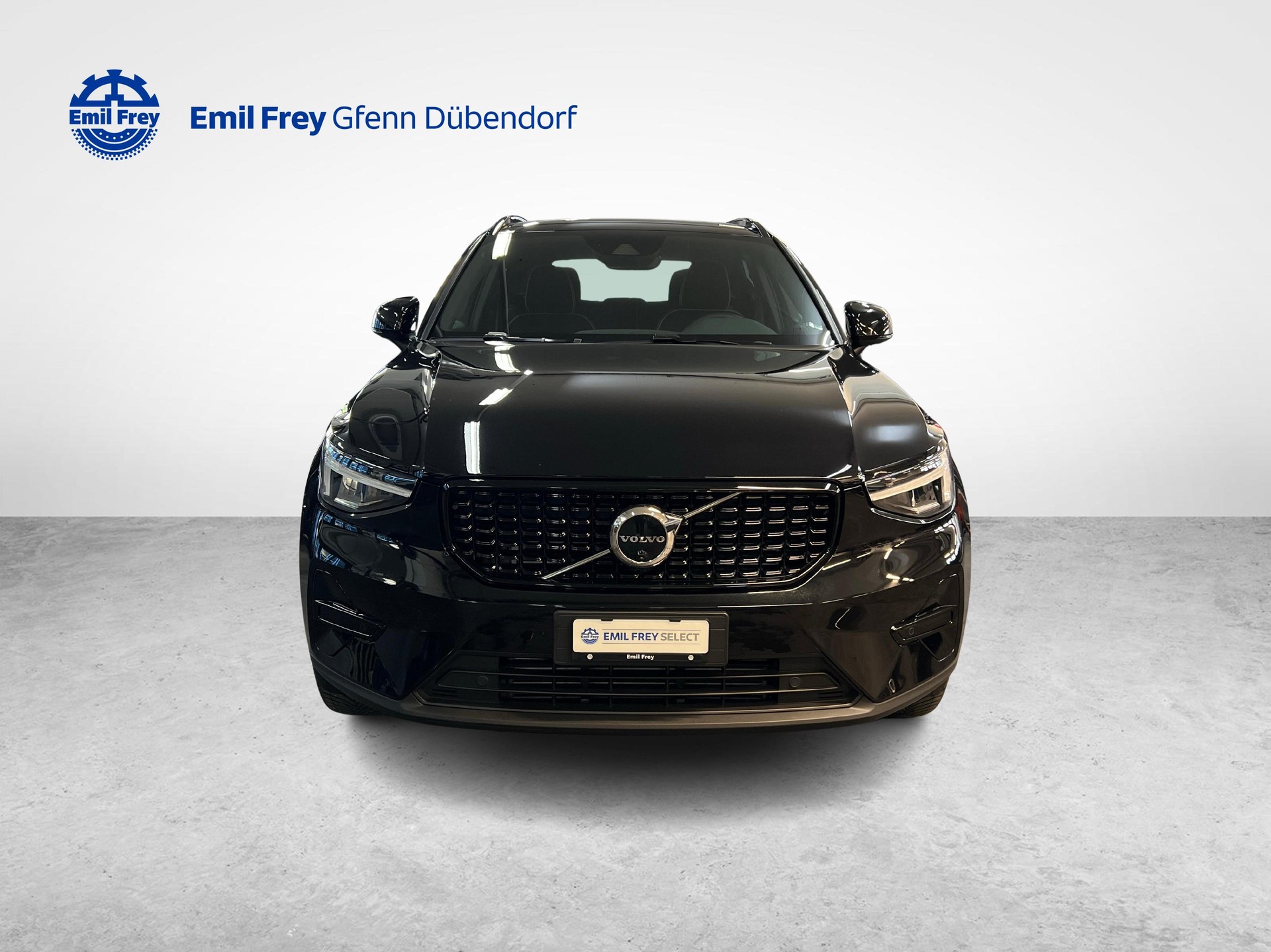 VOLVO XC40 1.5 T4 PiH Plus Dark-image-8