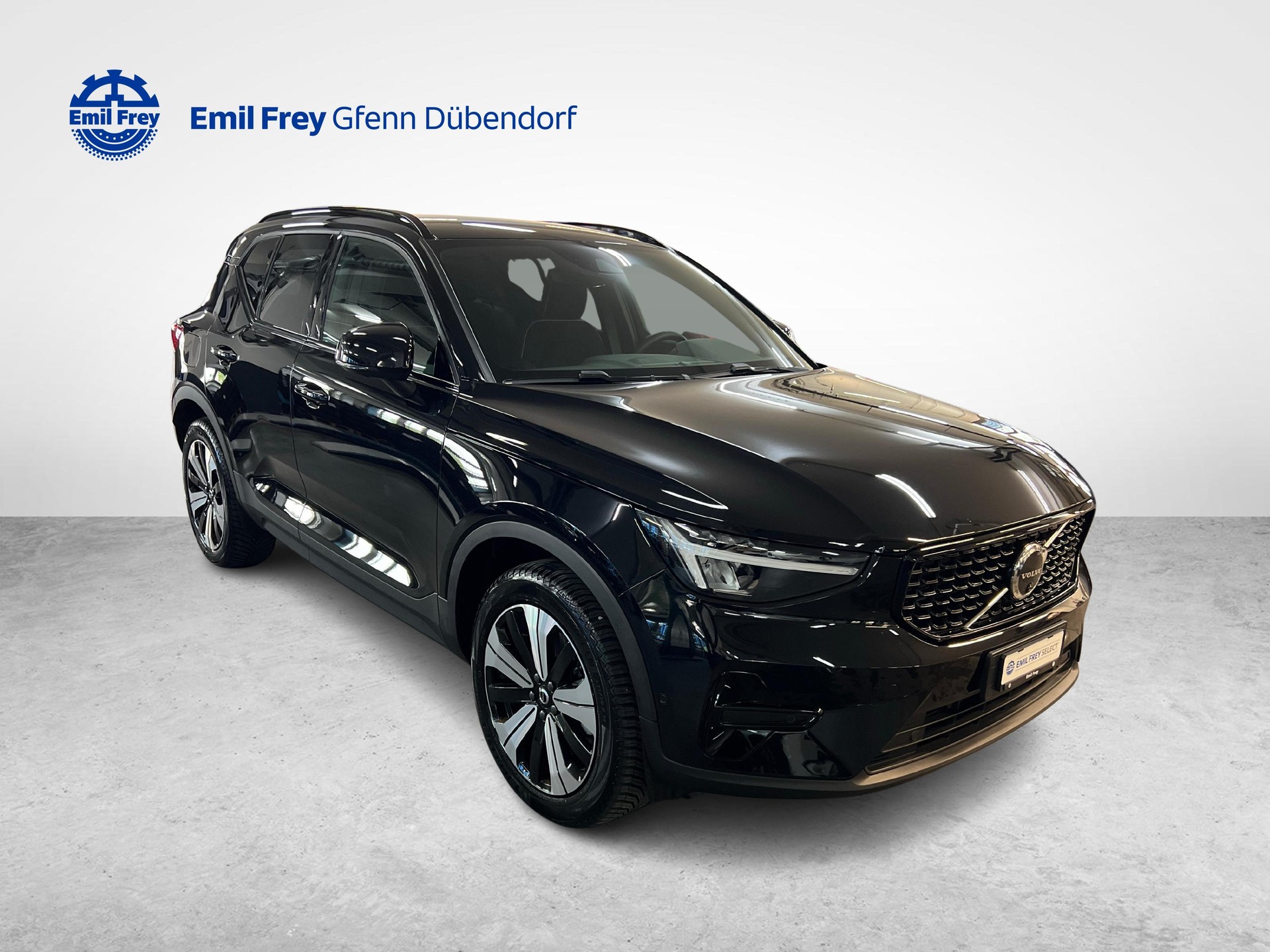 VOLVO XC40 1.5 T4 PiH Plus Dark-image-4