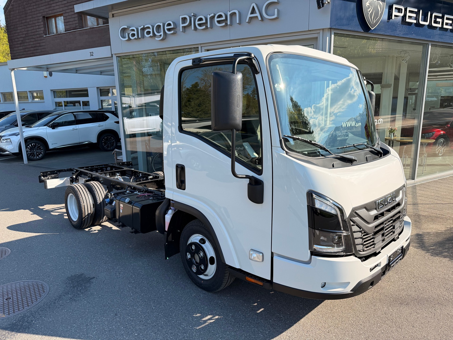 ISUZU M21 T F-image-0