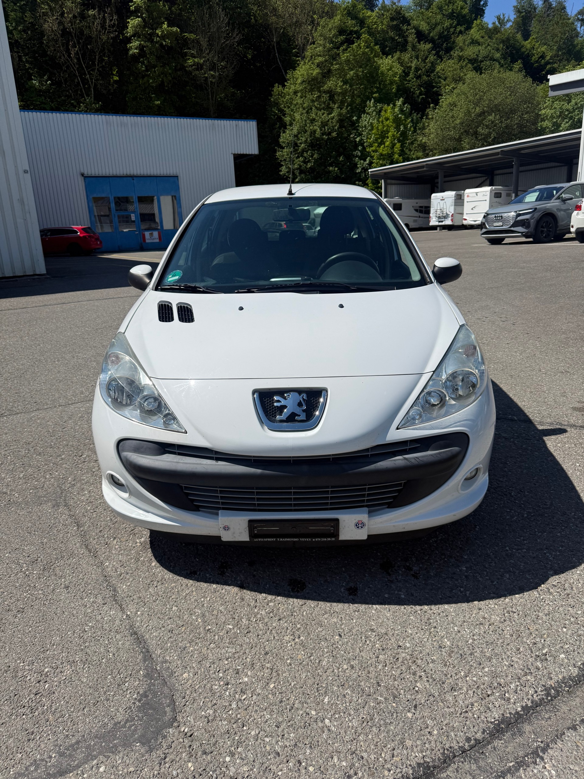 PEUGEOT 206+ 1.4 Trendy-image-1