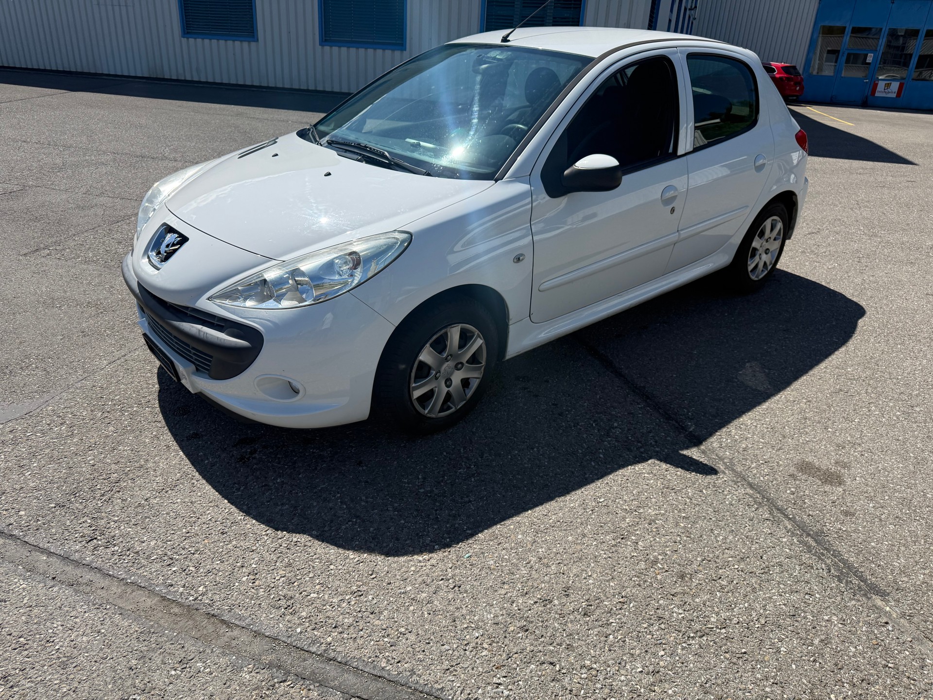 PEUGEOT 206+ 1.4 Trendy-image-3