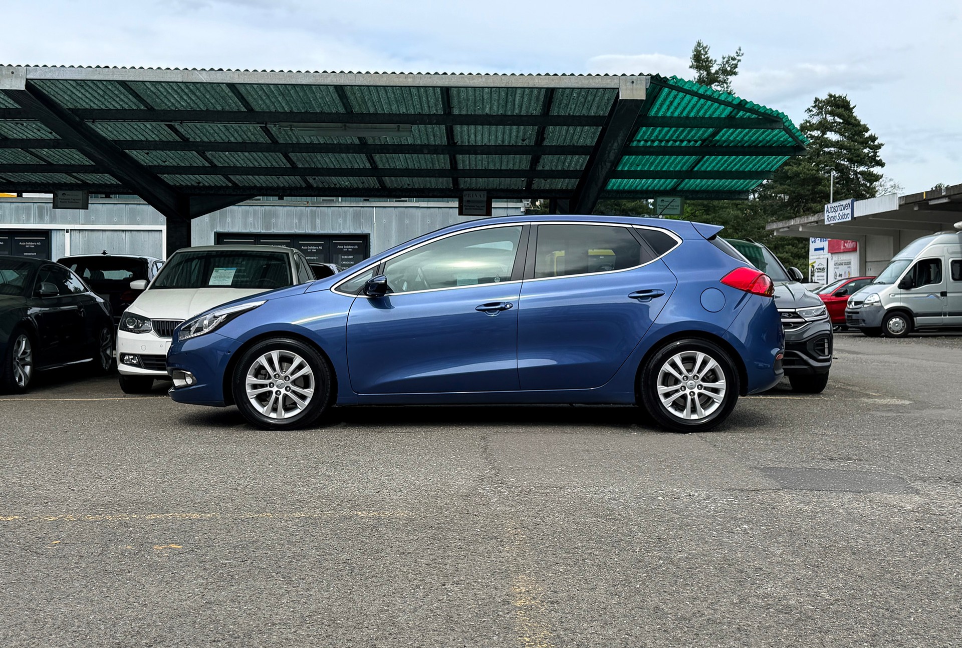 KIA Cee'd 1.6 GDi Style DCT-showroom-element-2