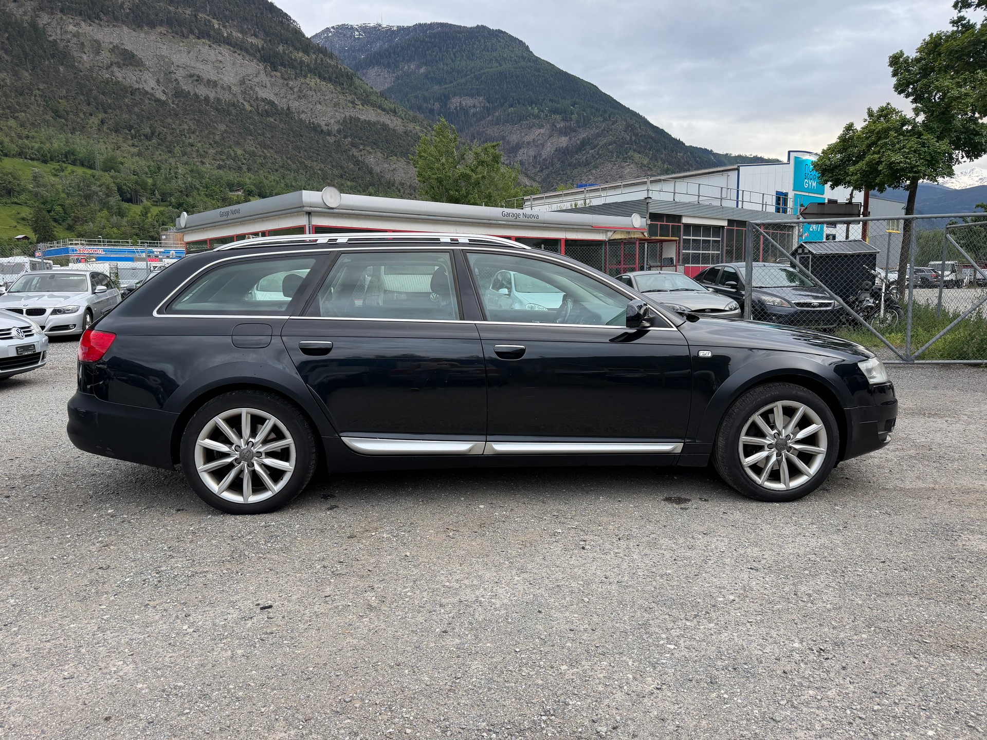 AUDI A6 allroad 3.0 TDI quattro-image-4