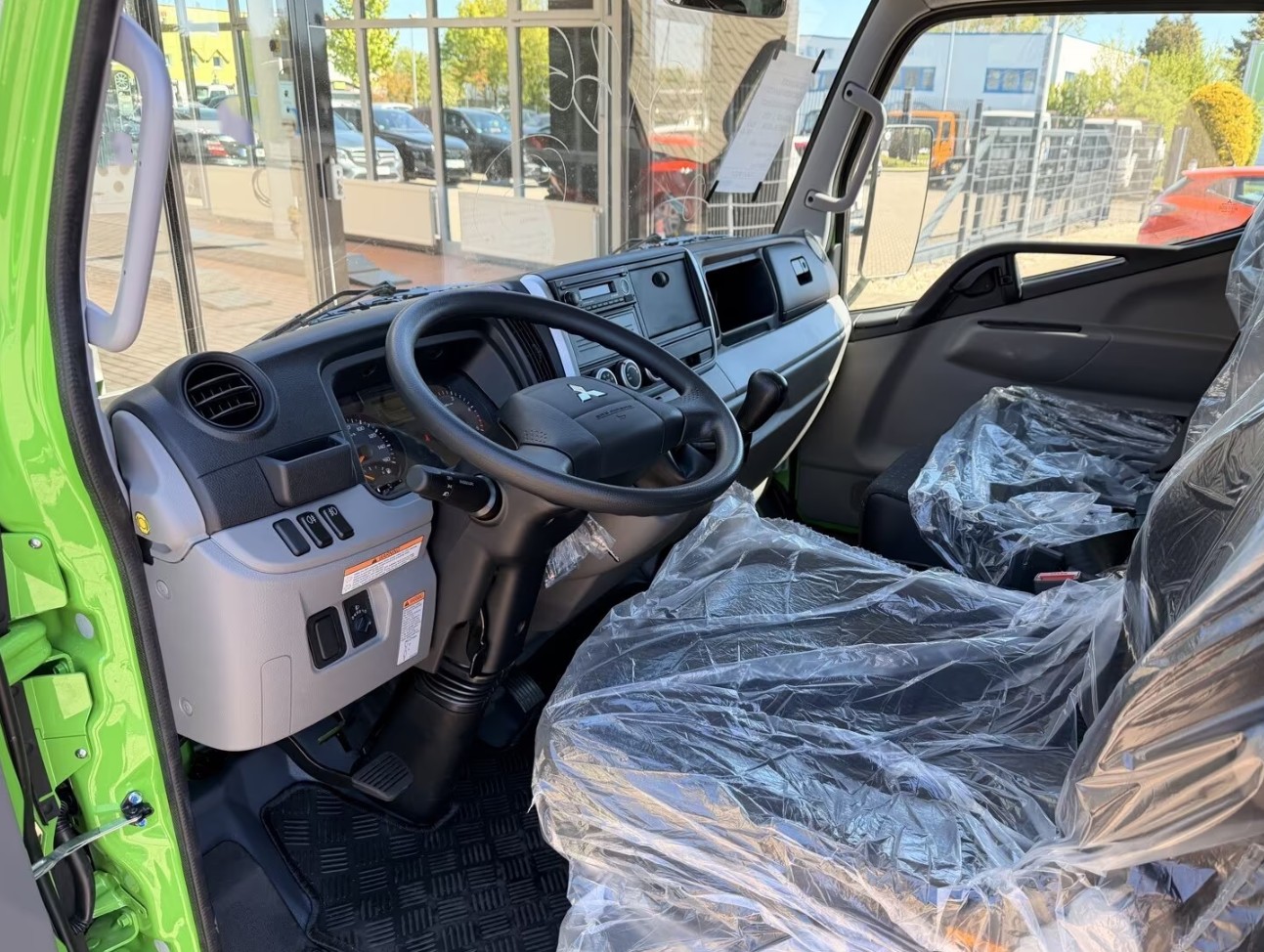 MITSUBISHI FUSO 3C15 Dreiseitenkipper-image-4