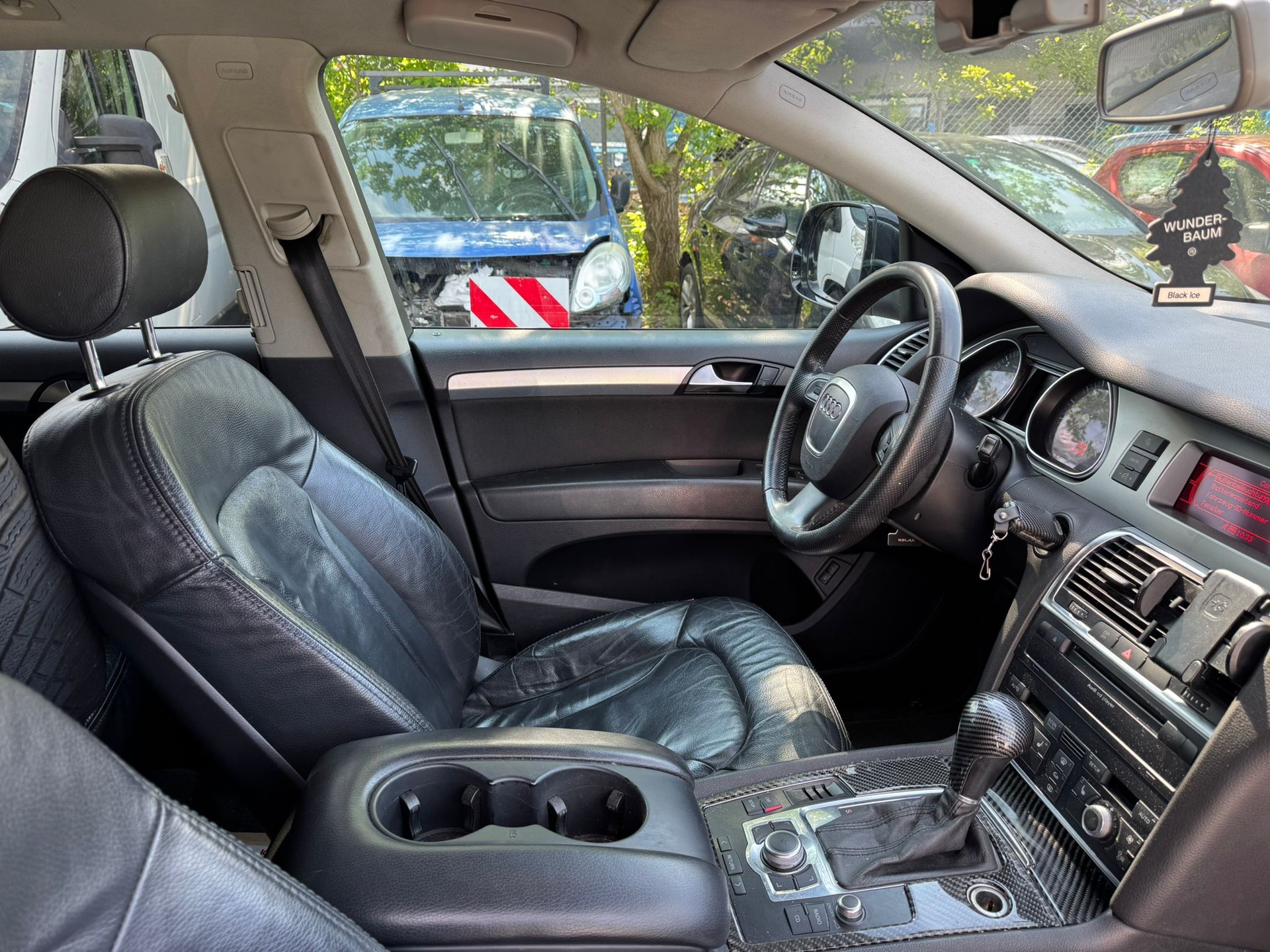 AUDI Q7 3.0 TDI quattro tiptronic-image-10