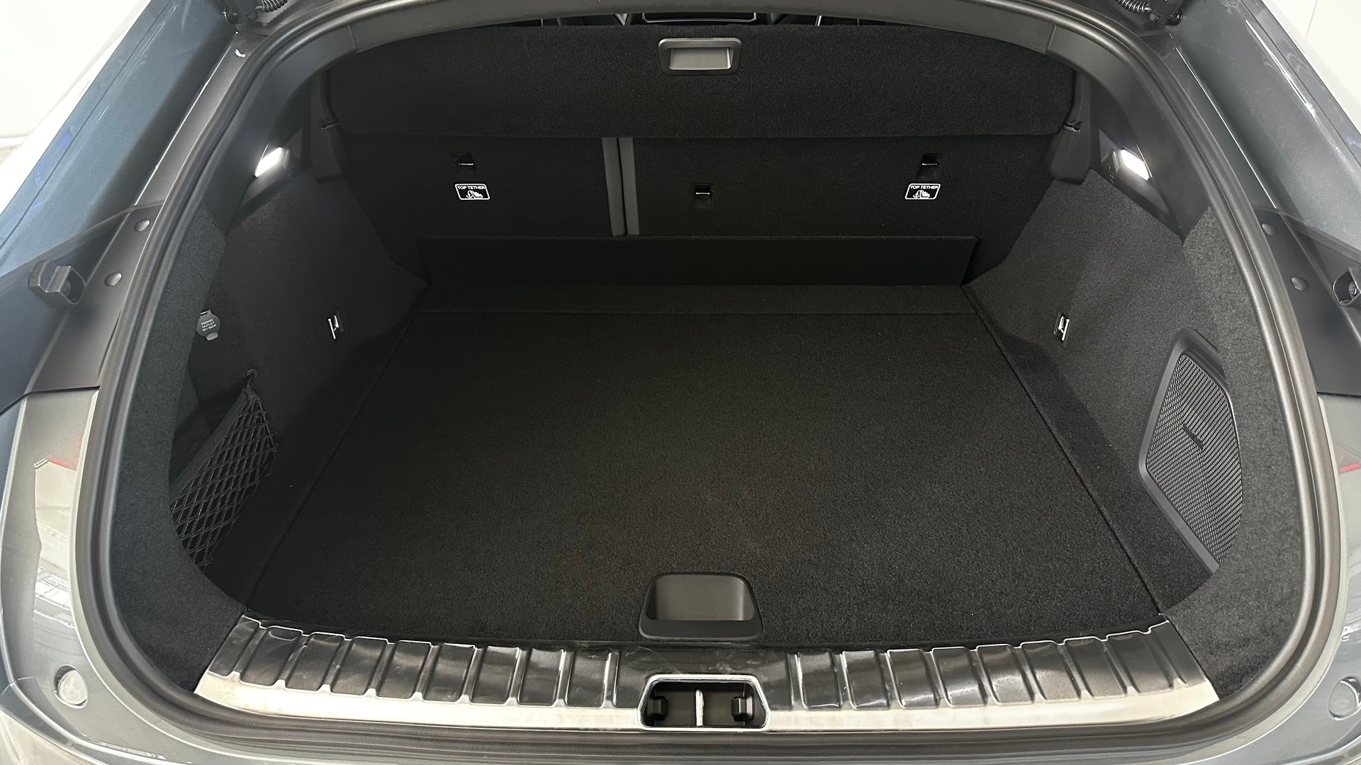 POLESTAR 4 Long Range Dual Motor-image-6