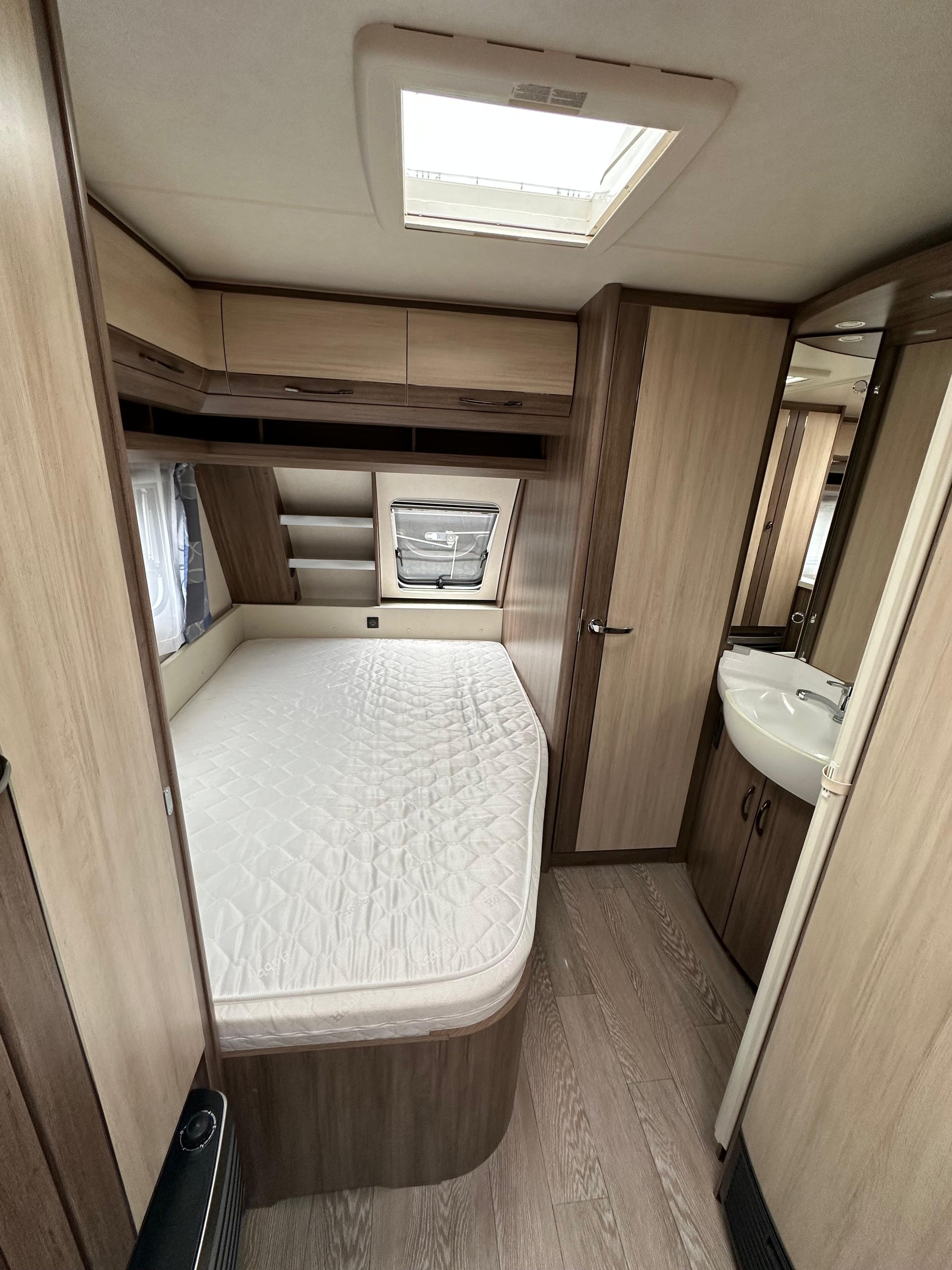 HOBBY De Luxe 540 KMFe-image-2
