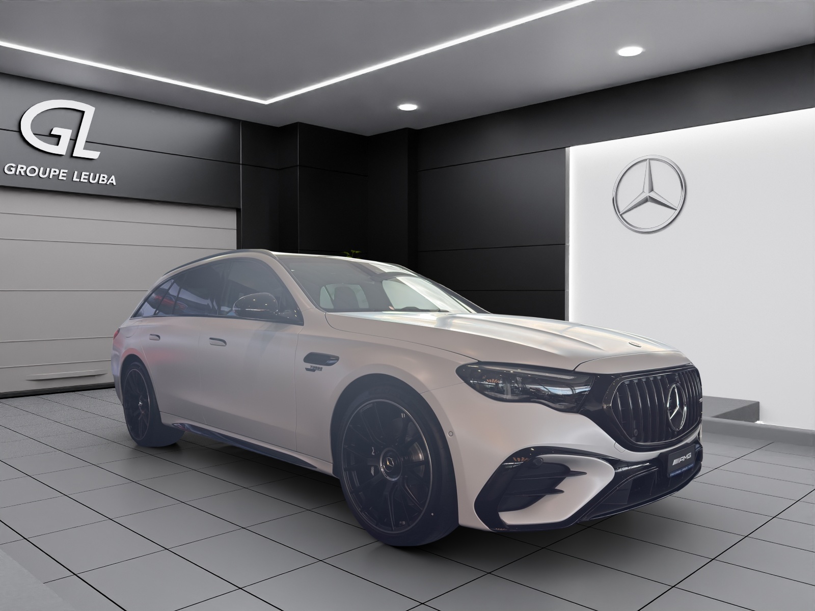 Photo MERCEDES-BENZ E-53-AMG E 53 Hybrid T 4Matic+ 9G-Tronic